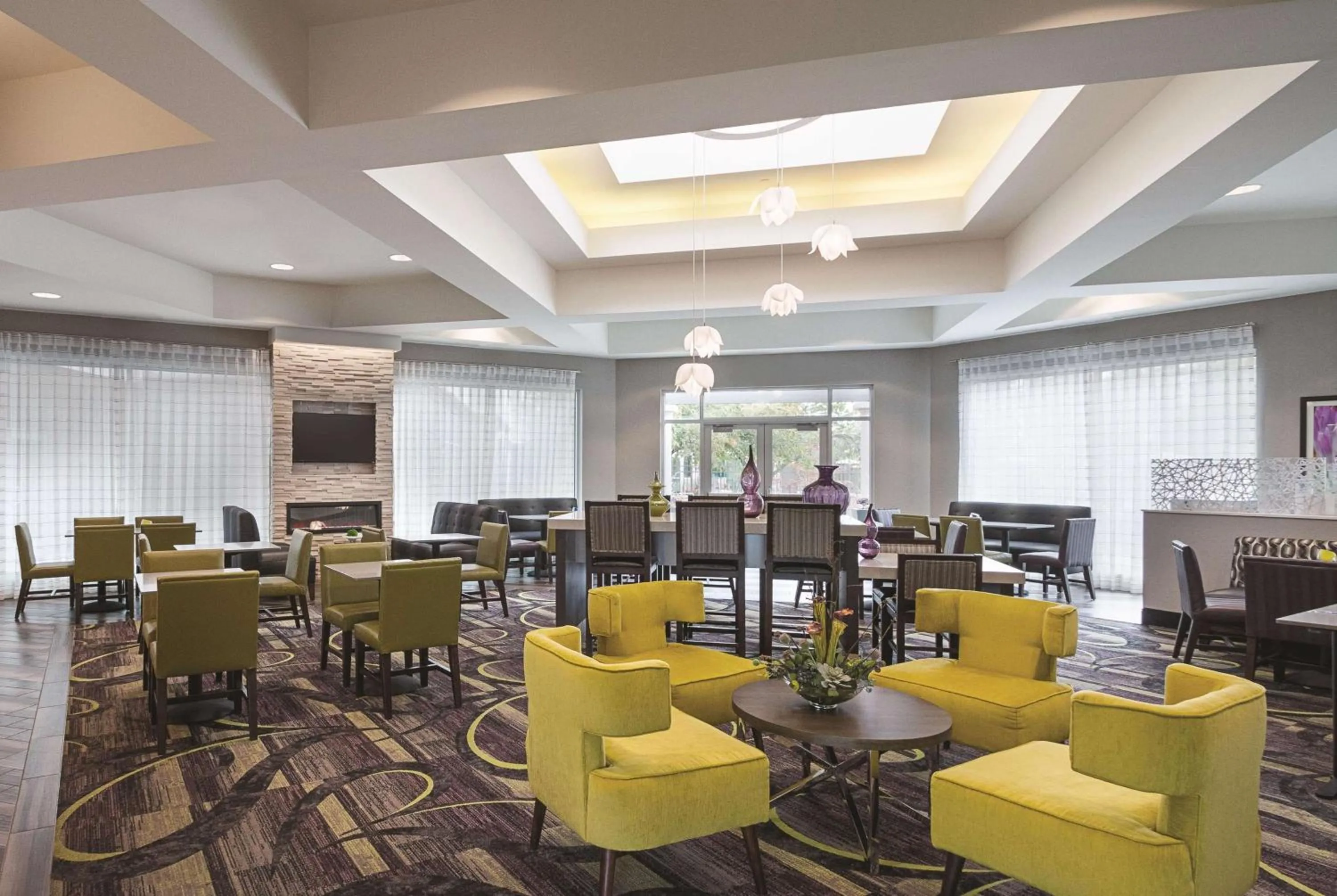 Lobby or reception in La Quinta by Wyndham Orem University Pwy Provo