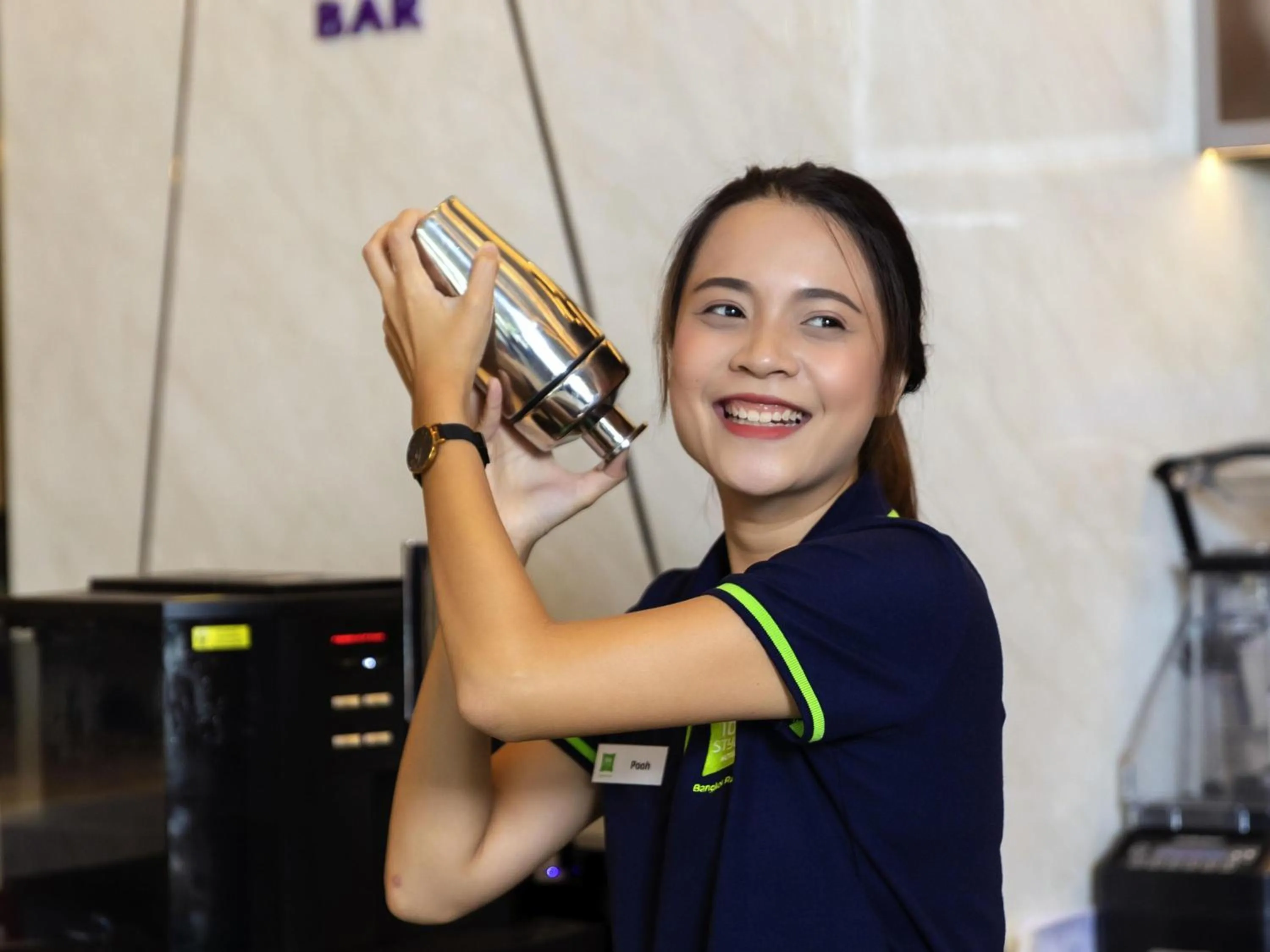 Lounge or bar in ibis Styles Bangkok Ratchada