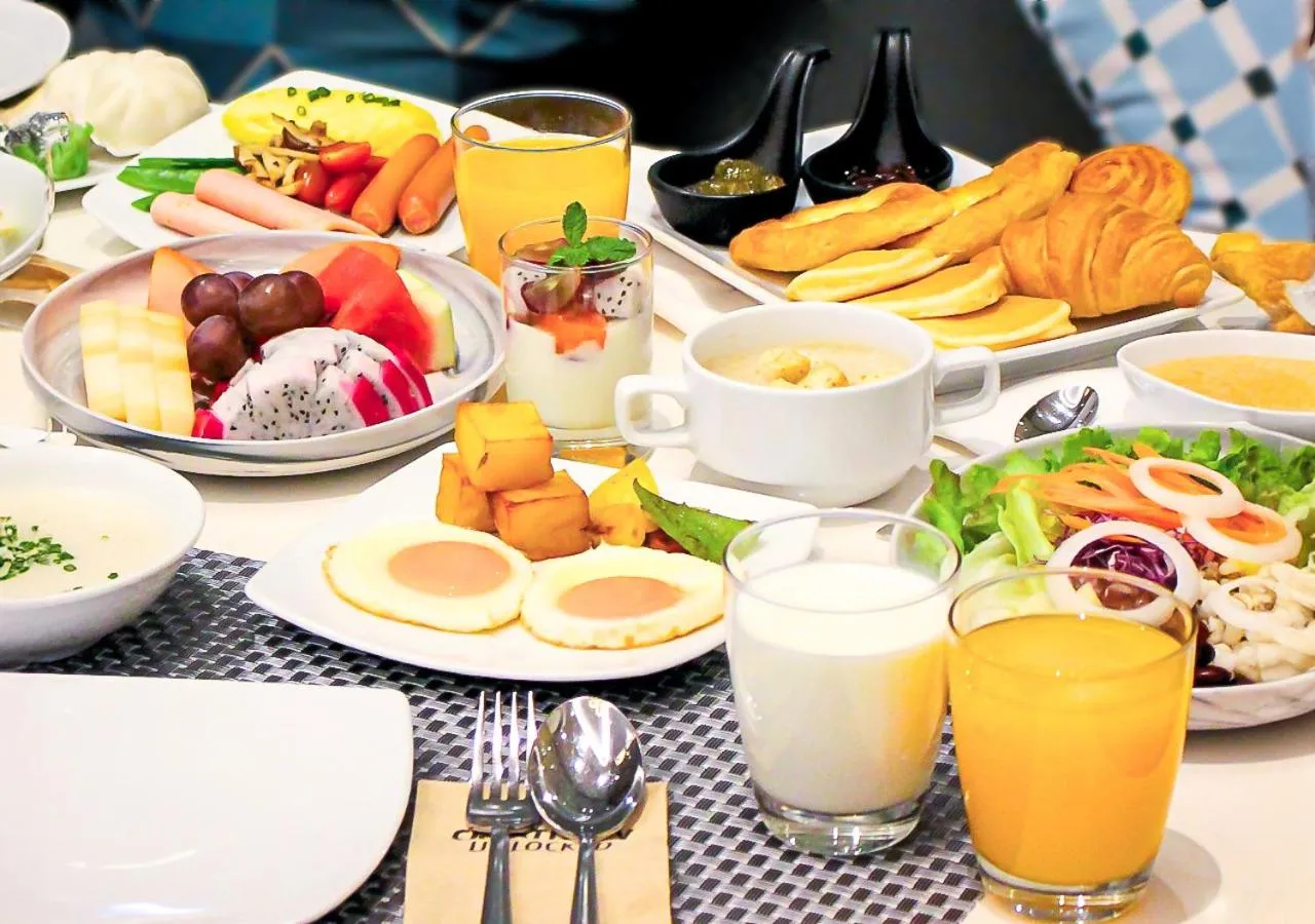 Breakfast in ibis Styles Bangkok Ratchada