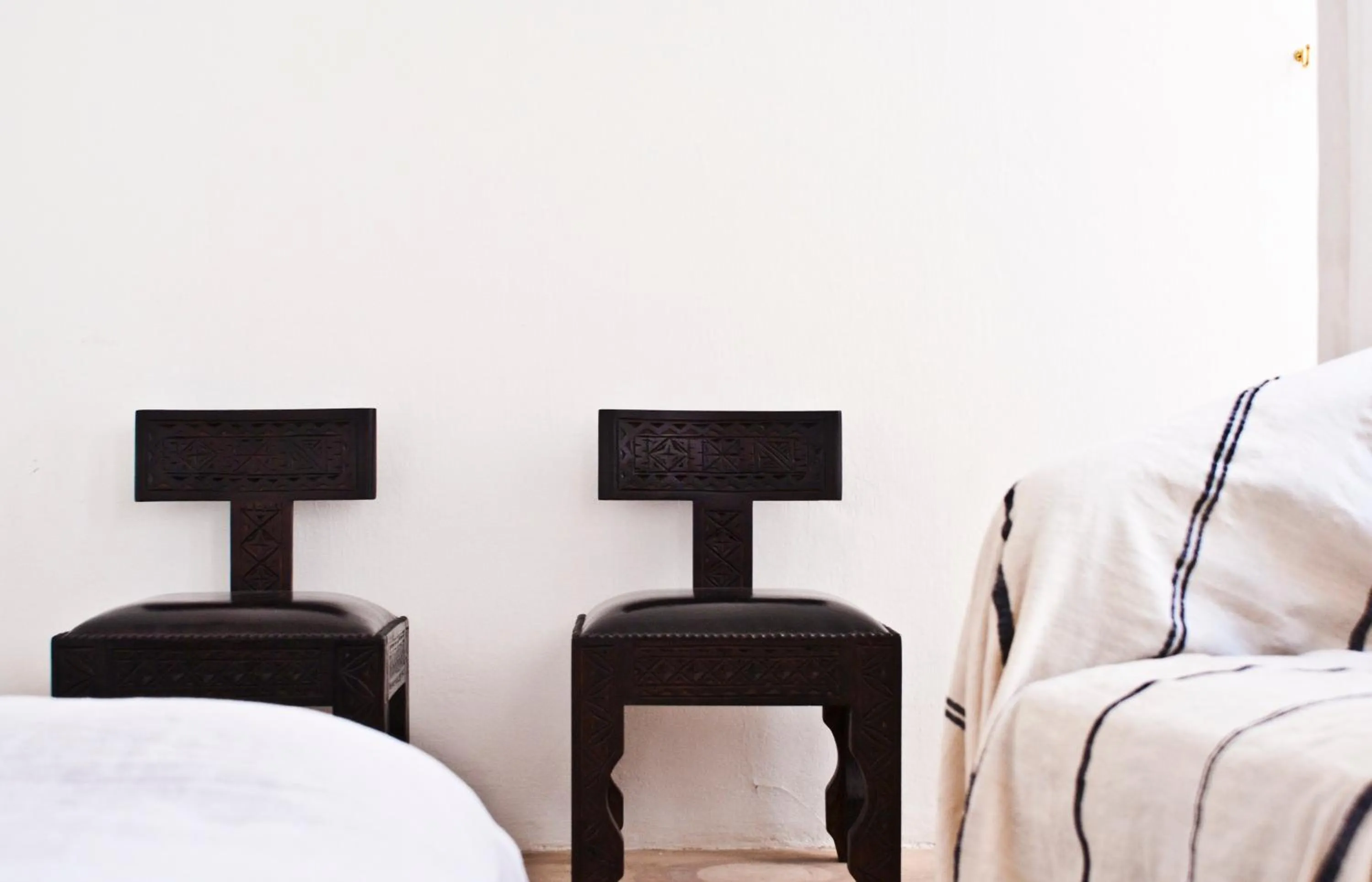 Seating area, Bed in Riad Safa