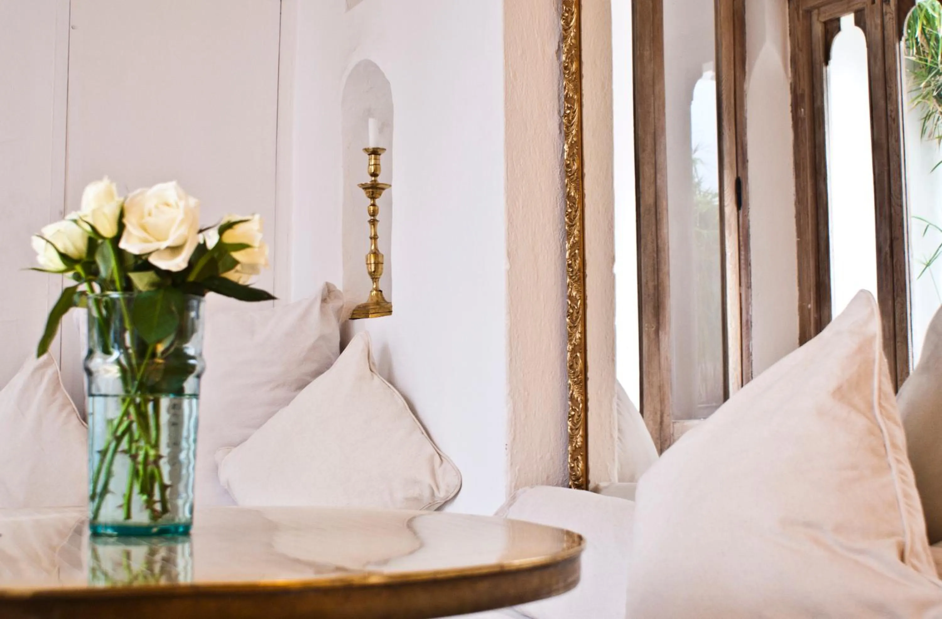 Communal lounge/ TV room, Bed in Riad Safa