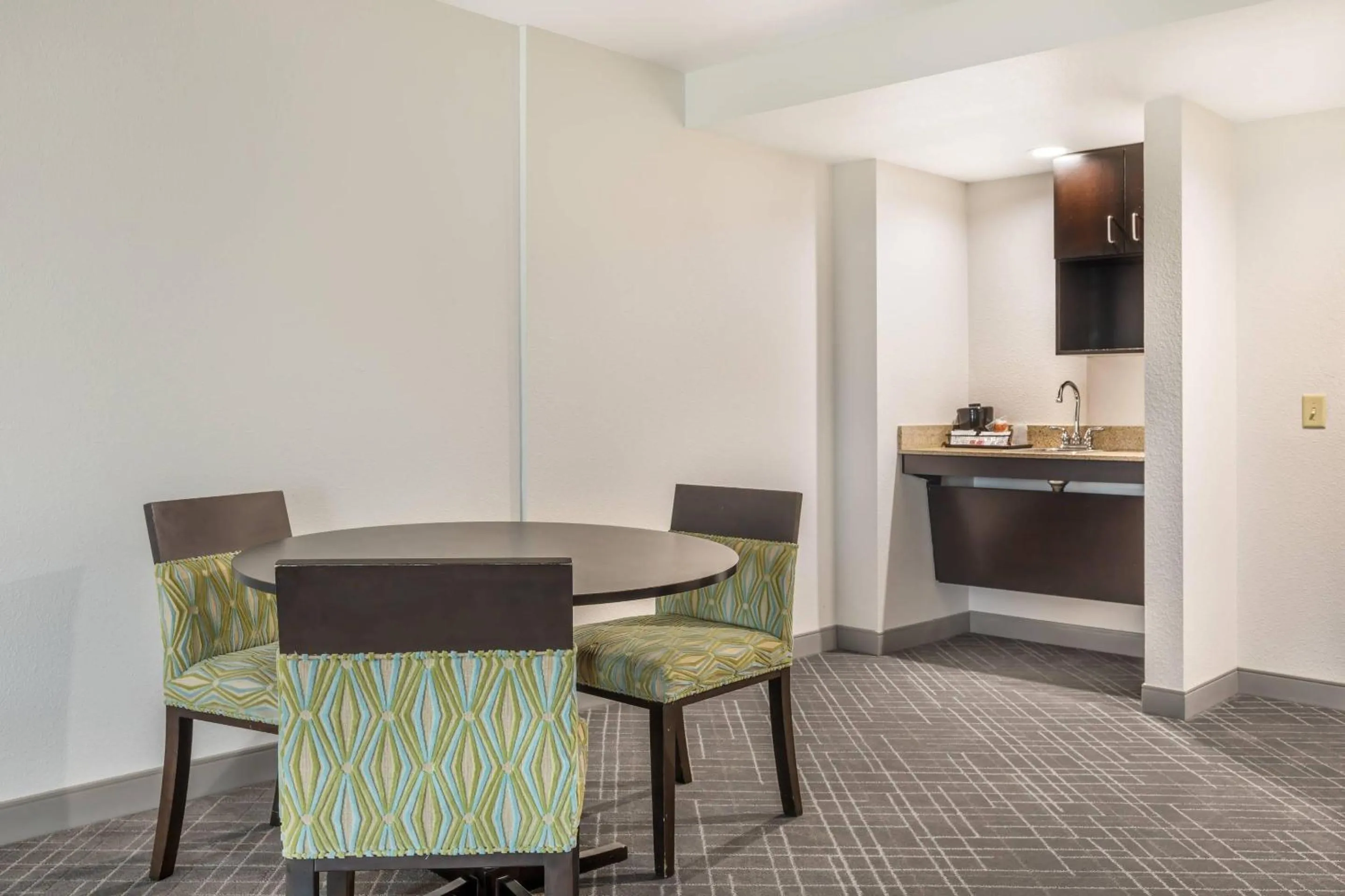 Bedroom in Comfort Inn & Suites Frisco East - McKinney