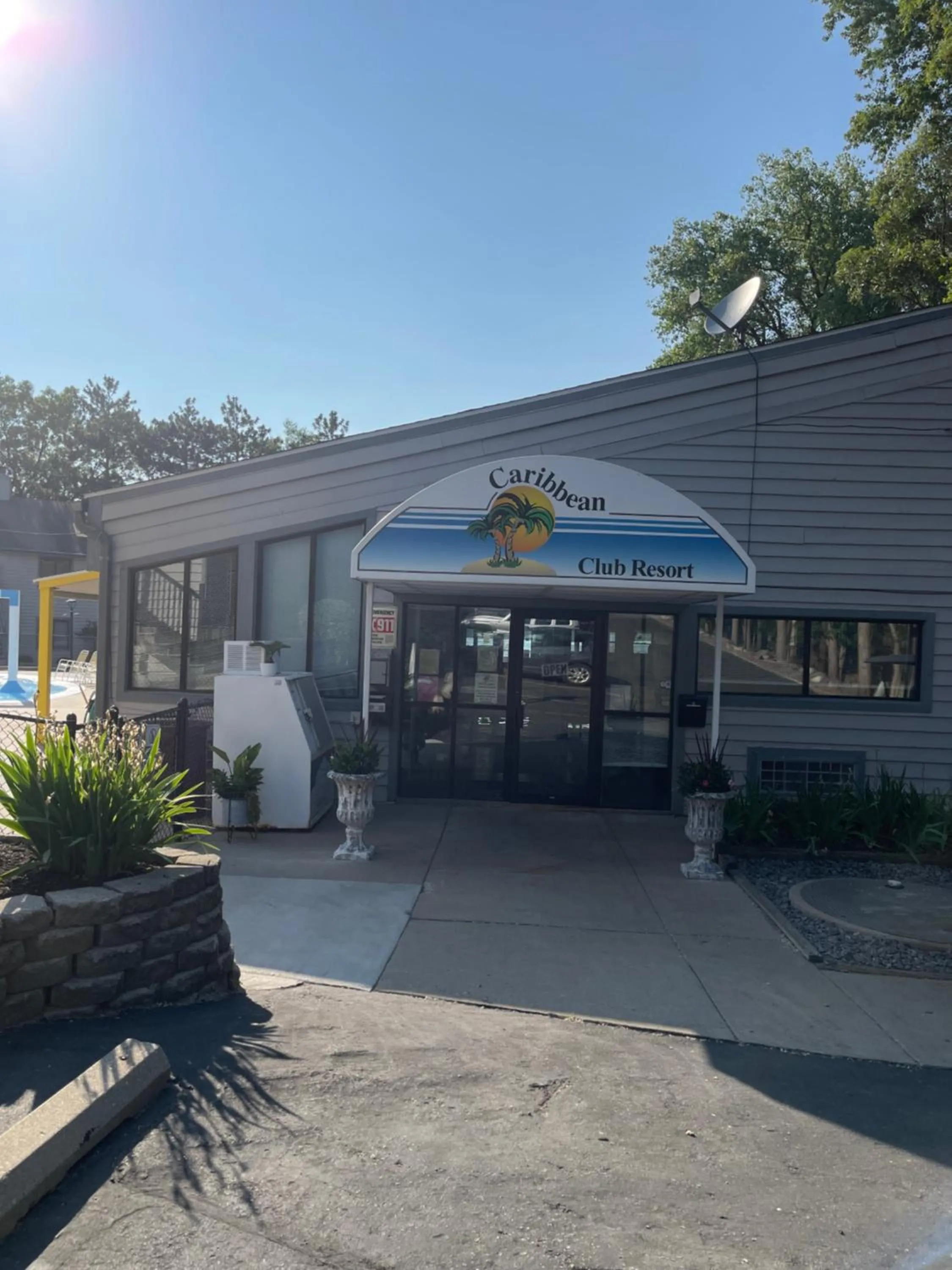 Property building in Caribbean Club Resort