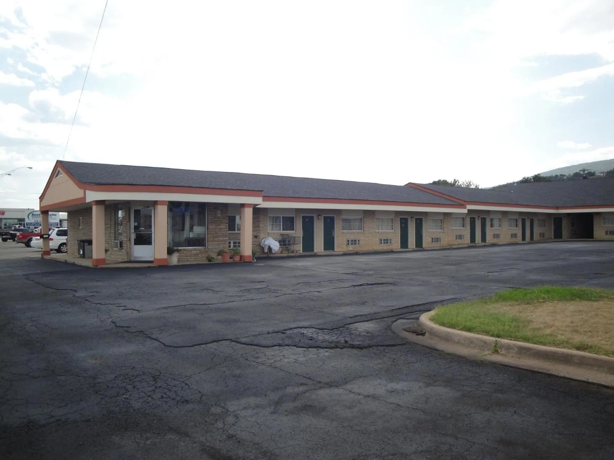 Property building in Poteau Inn