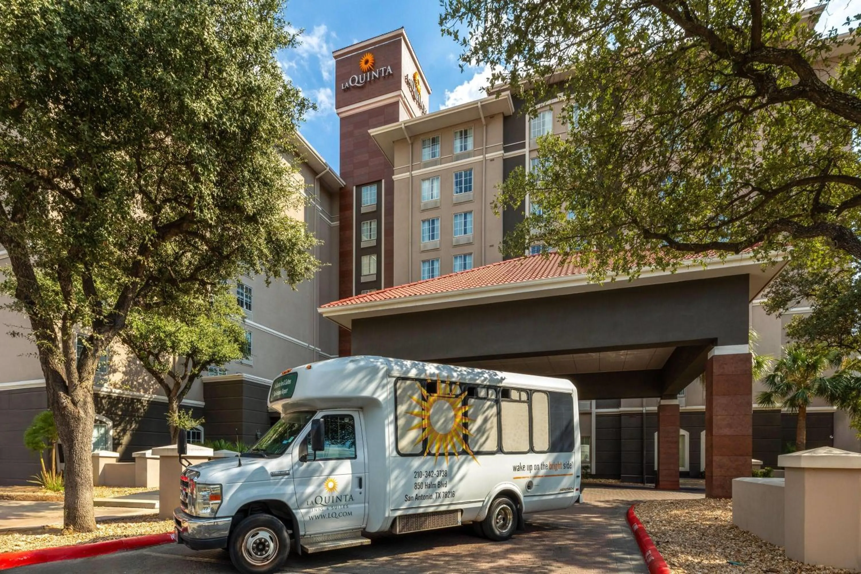 shuttle in La Quinta by Wyndham San Antonio Airport