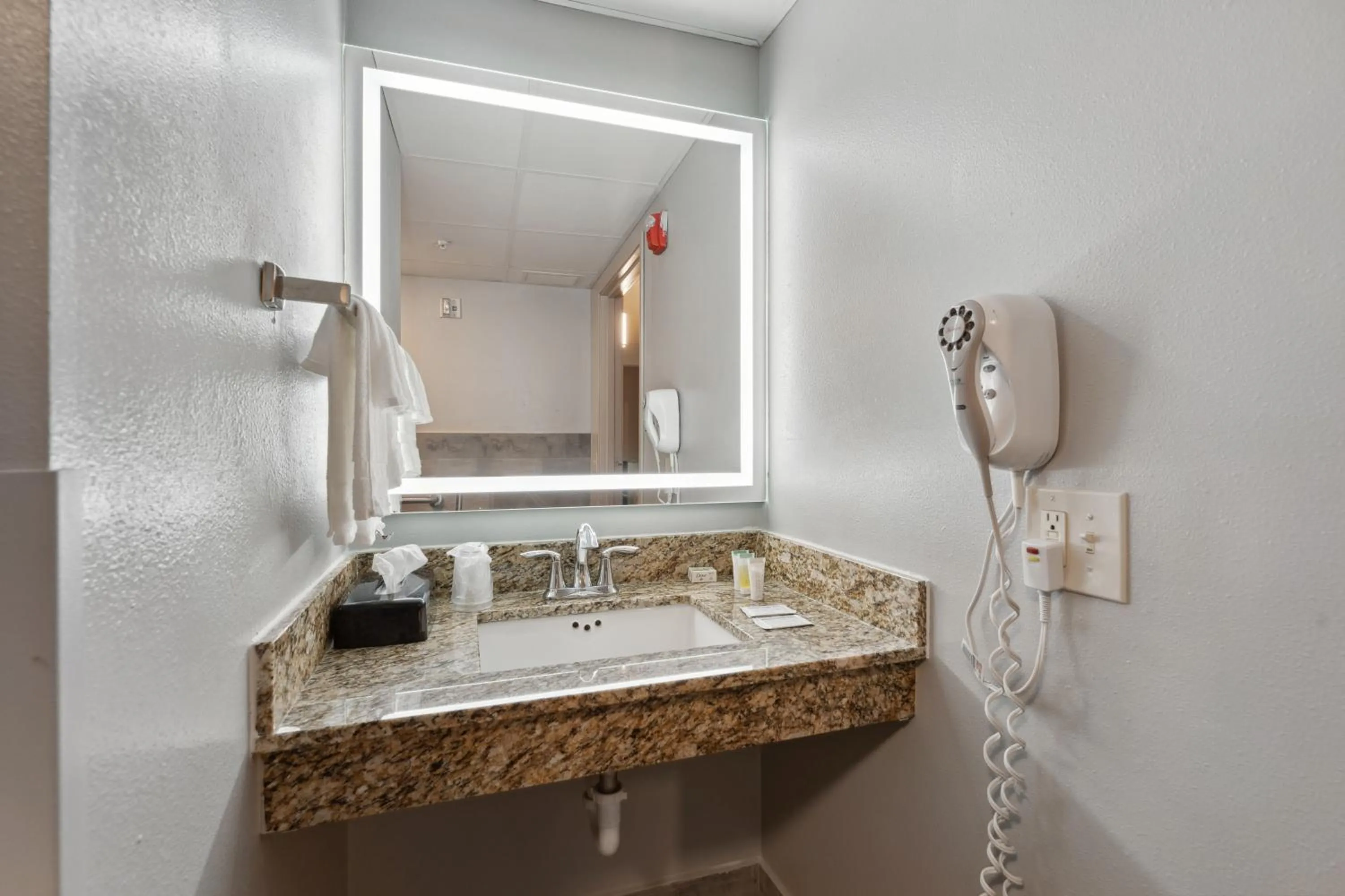 AmericInn by Wyndham Wisconsin Dells