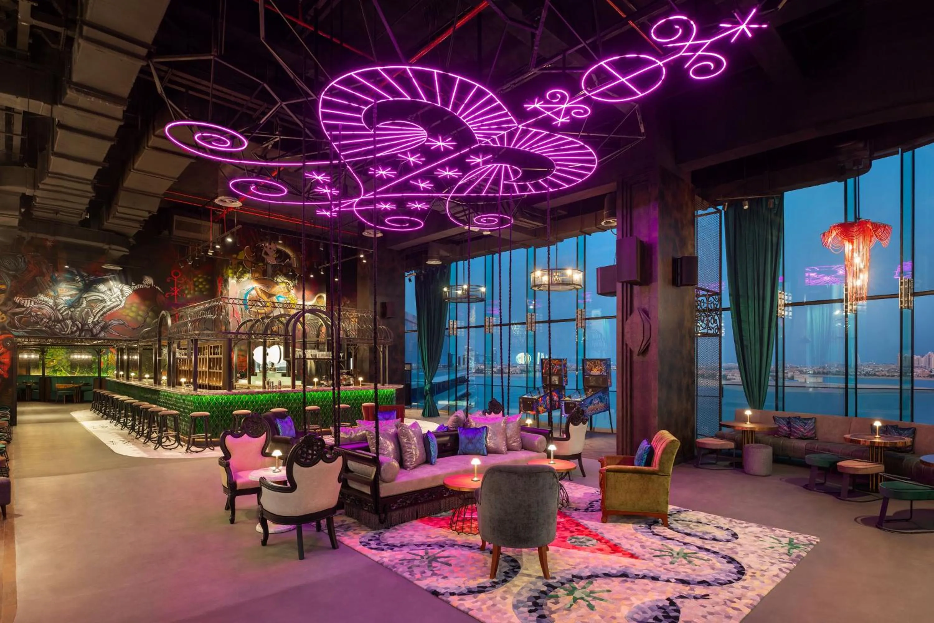 Restaurant/places to eat in W Dubai - The Palm