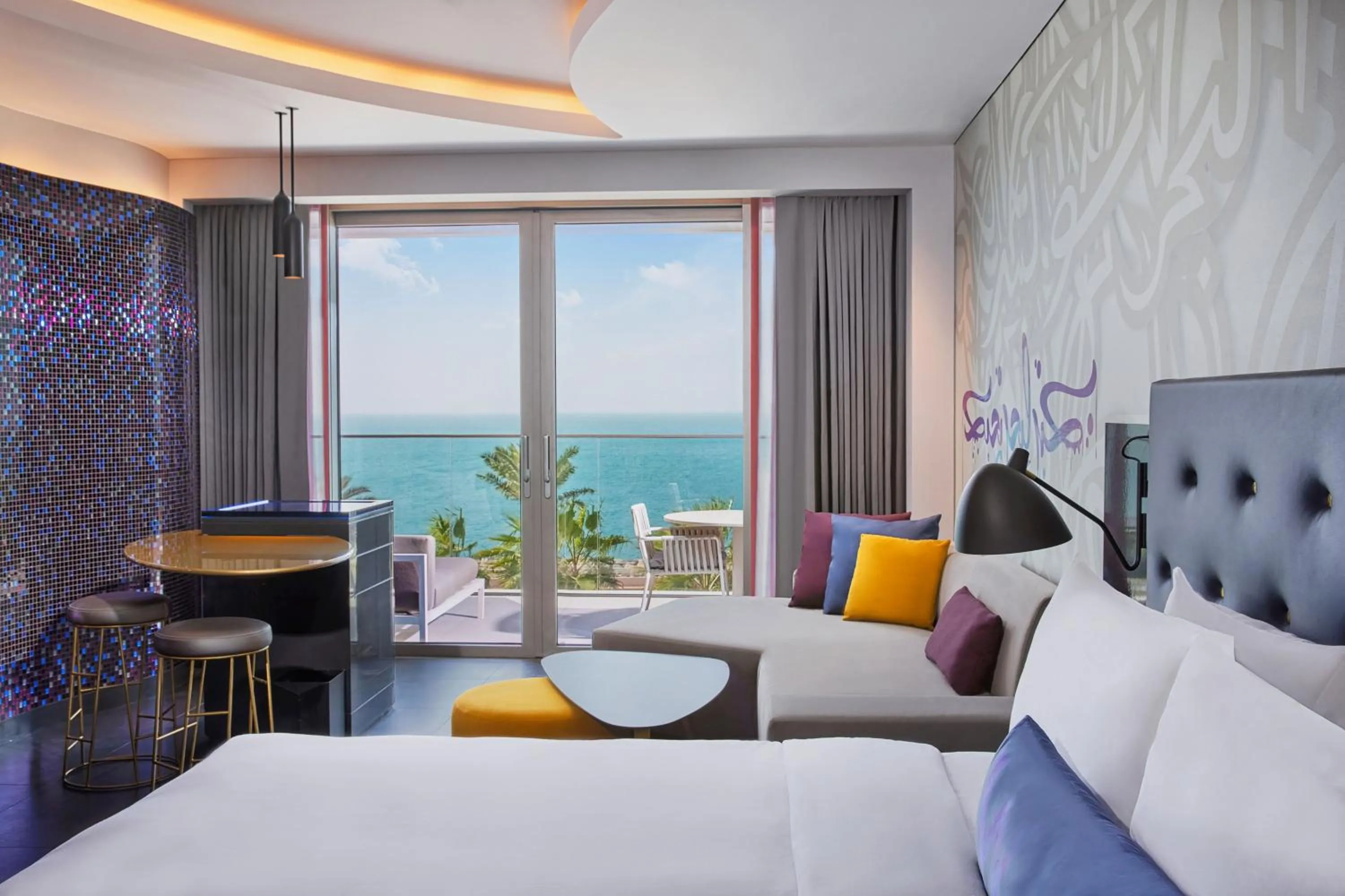 Photo of the whole room, Bed in W Dubai - The Palm