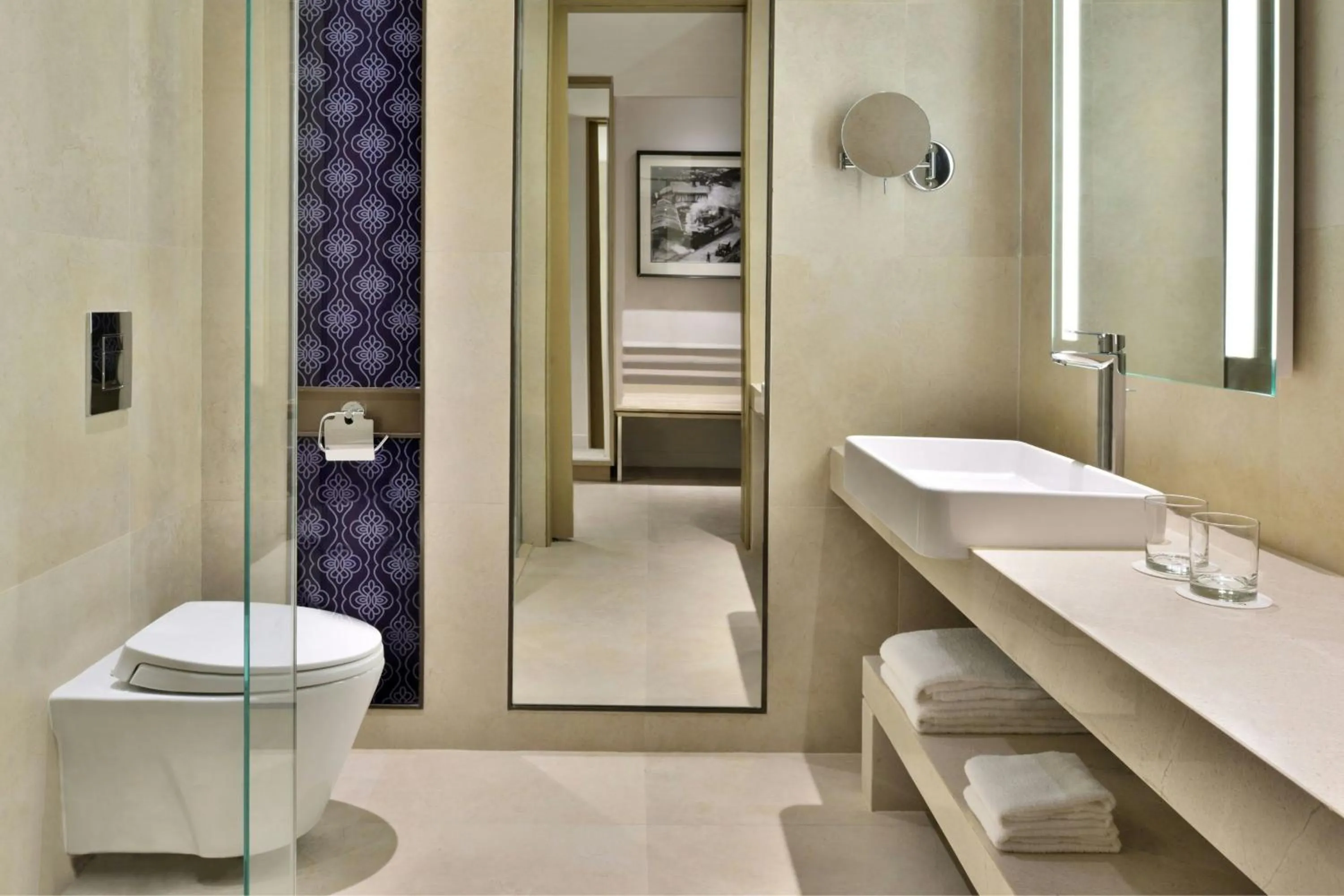 Bathroom in Courtyard by Marriott Siliguri