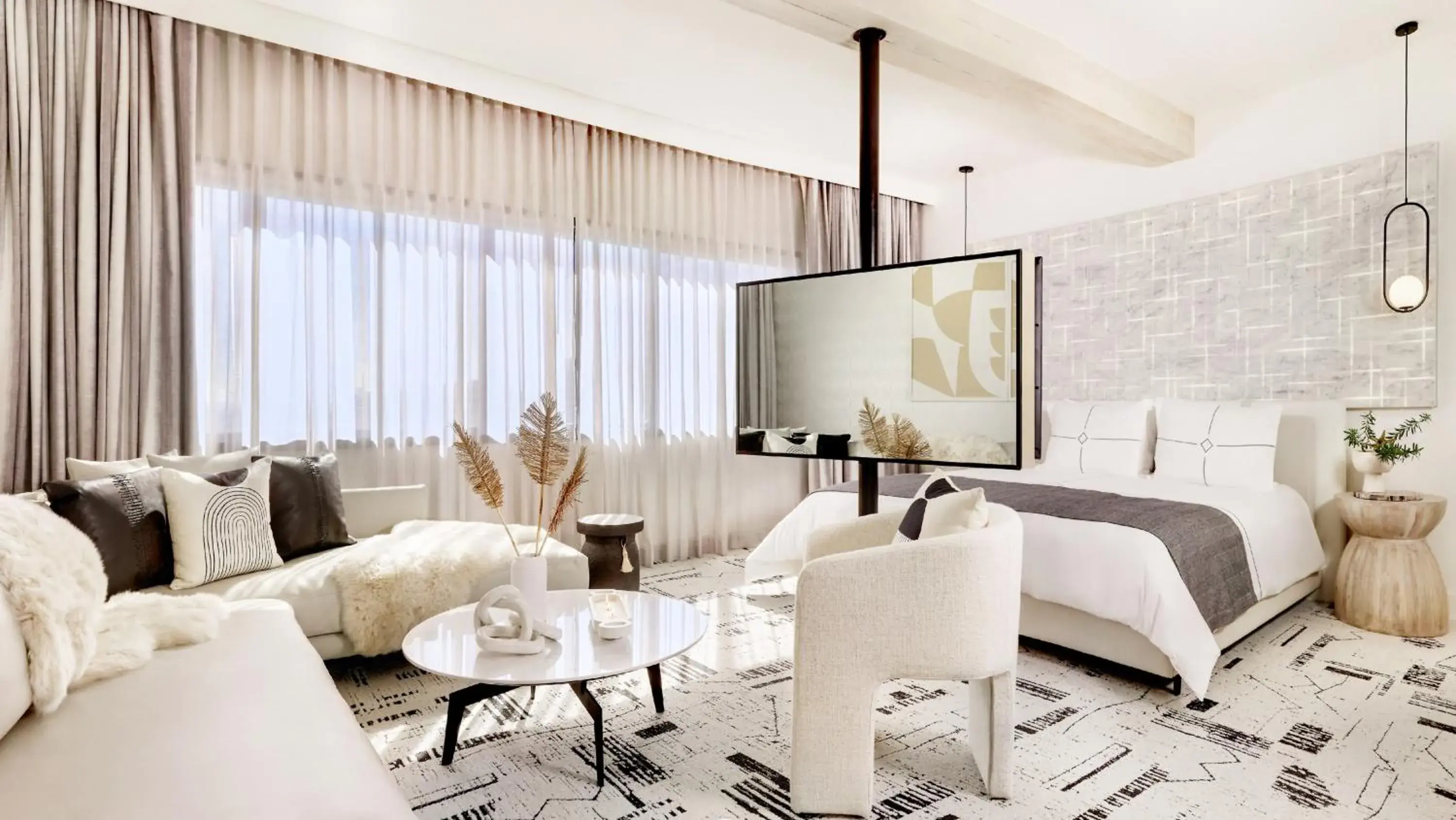 King Suite in Huntley Santa Monica Beach King Suite in Huntley Santa Monica Beach