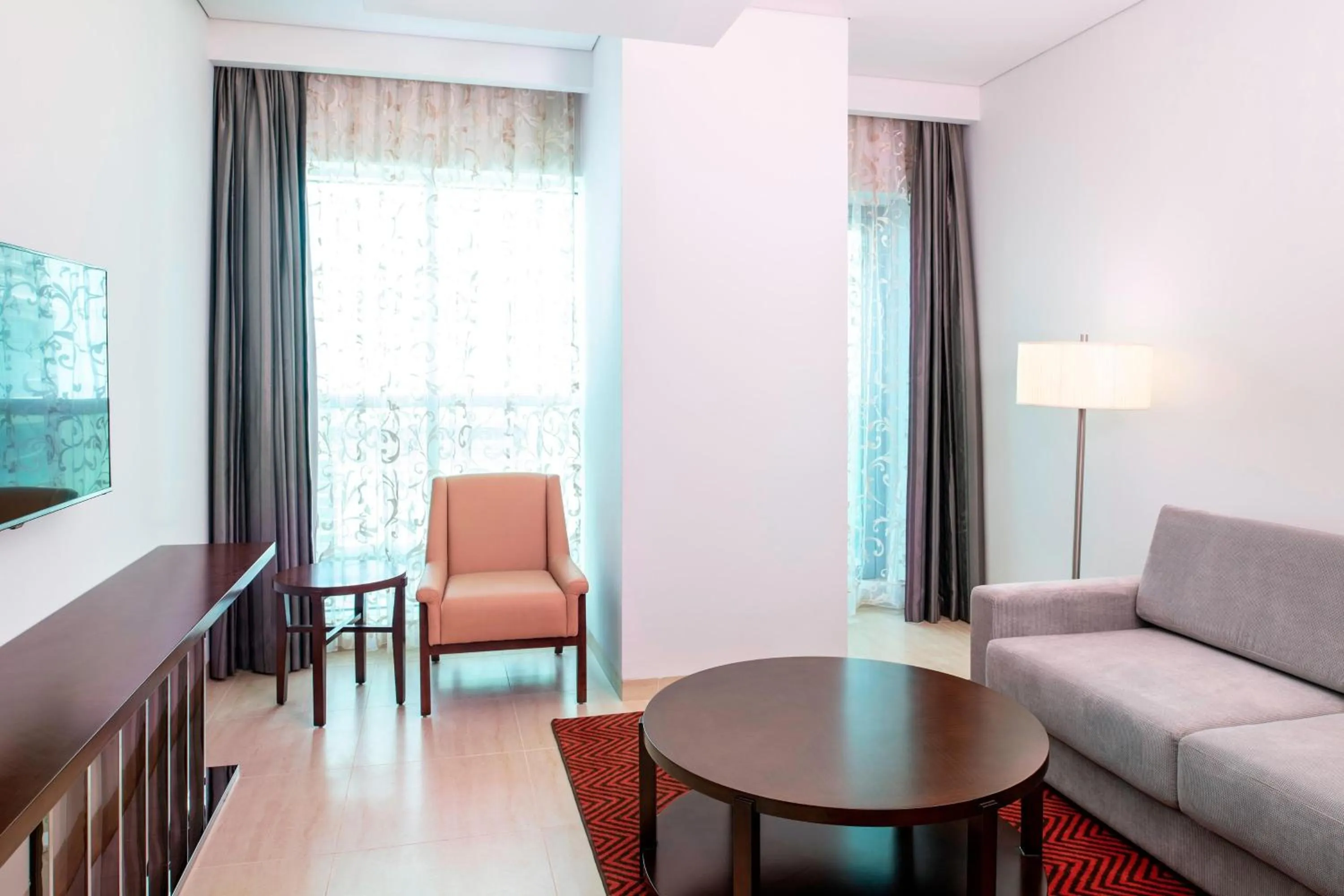 Living room in Four Points by Sheraton Sharjah