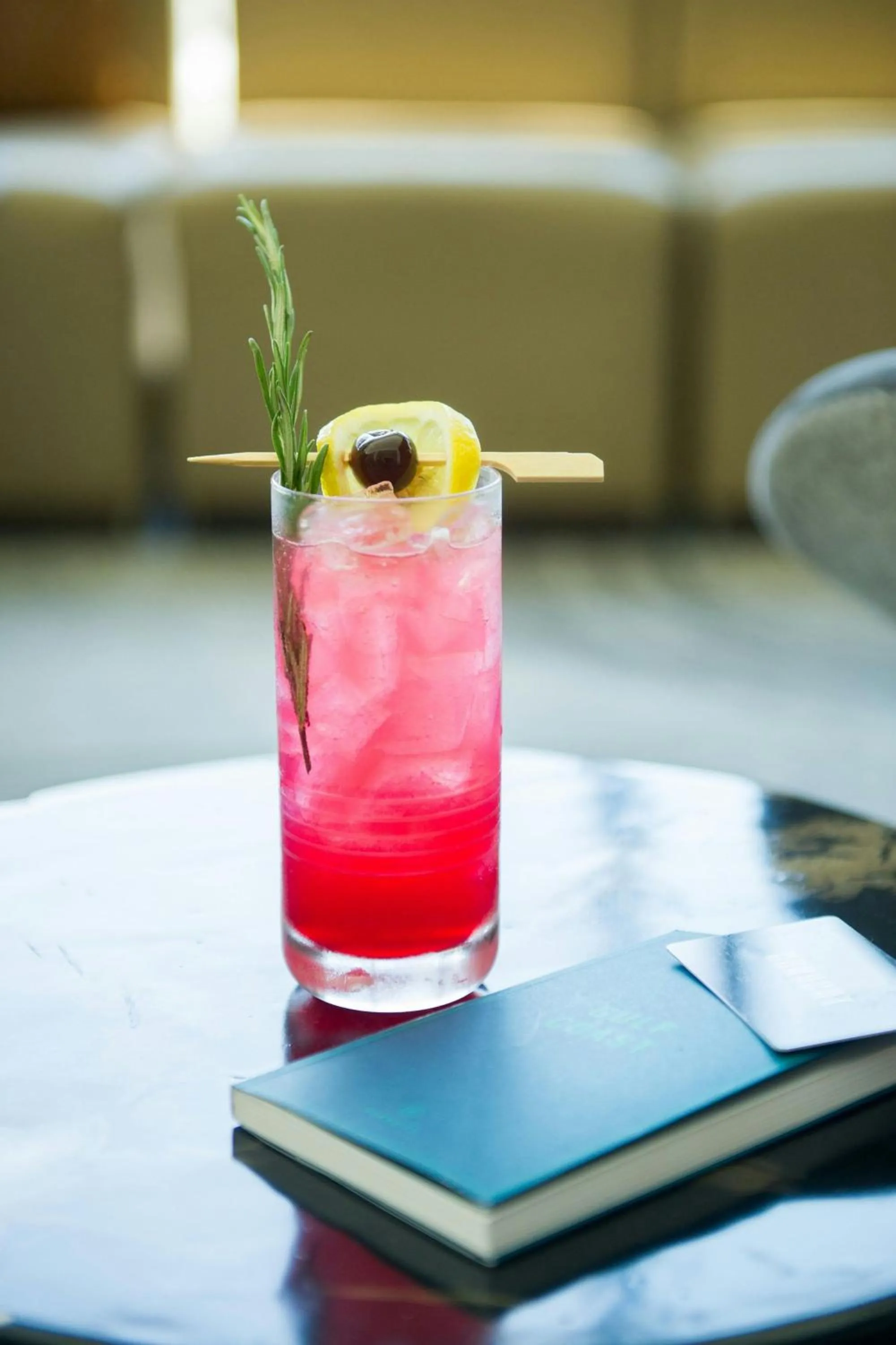 Lounge or bar in The CURRENT Hotel, Autograph Collection