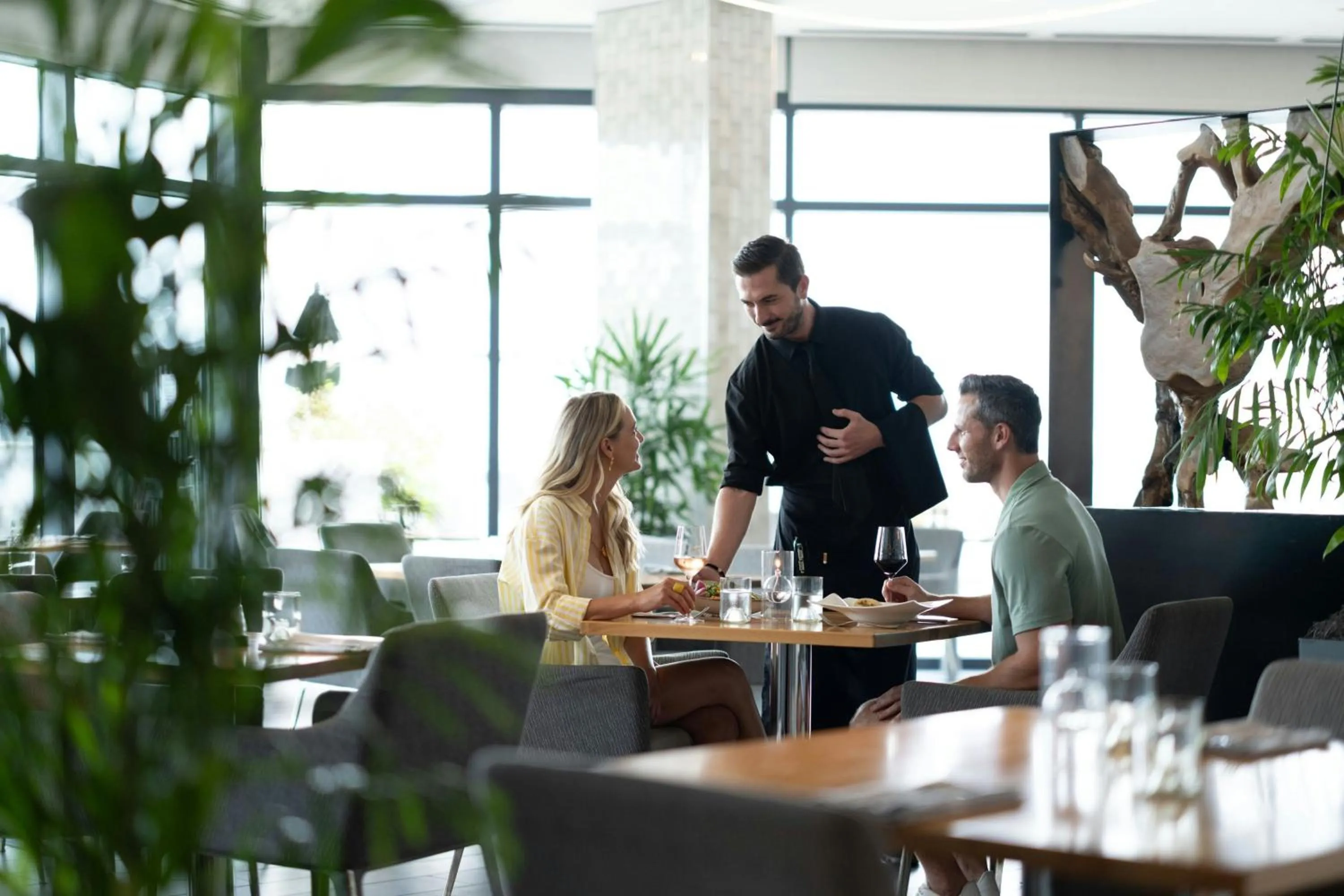 Restaurant/places to eat in The CURRENT Hotel, Autograph Collection