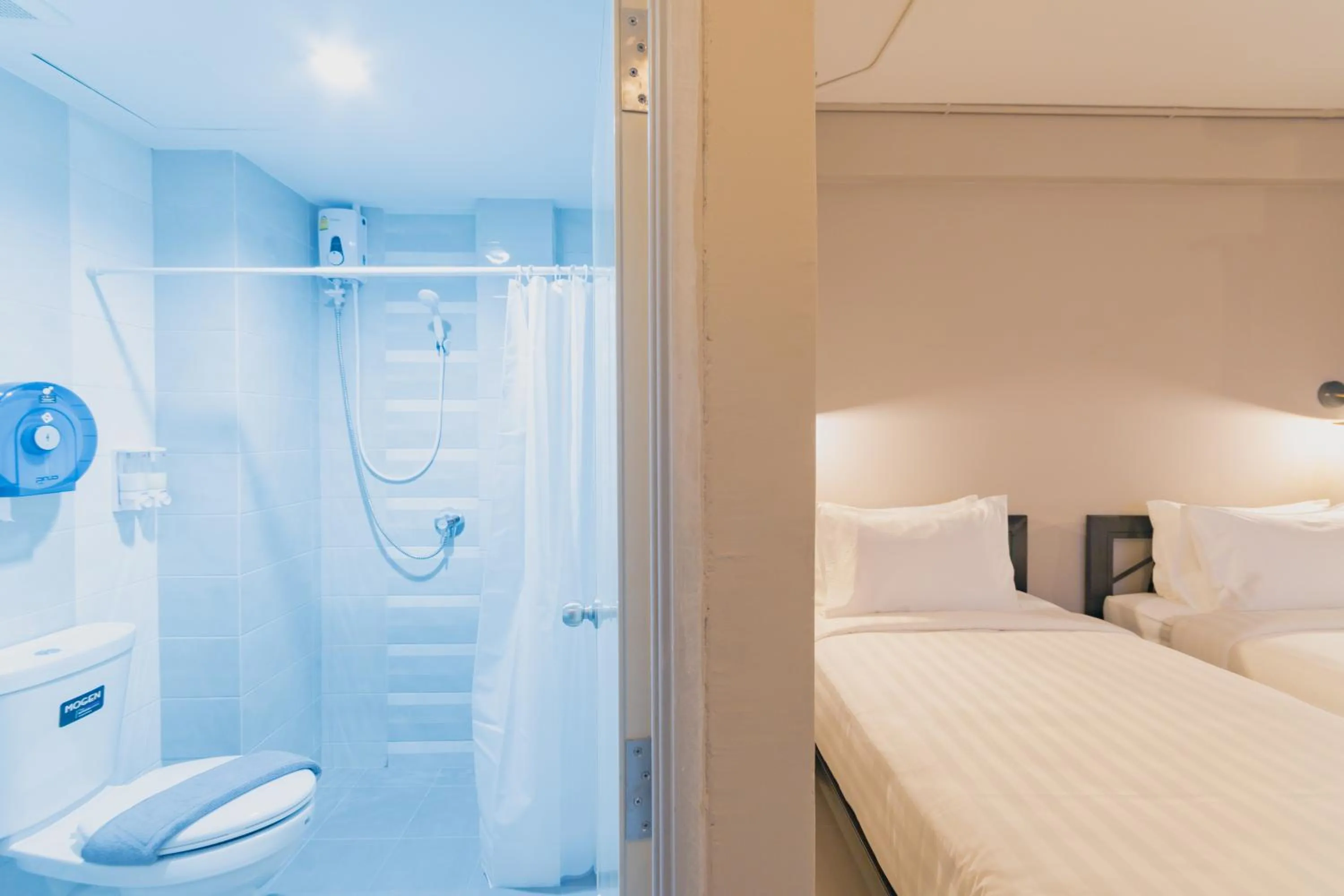 Shower, Bed in Life is Goood