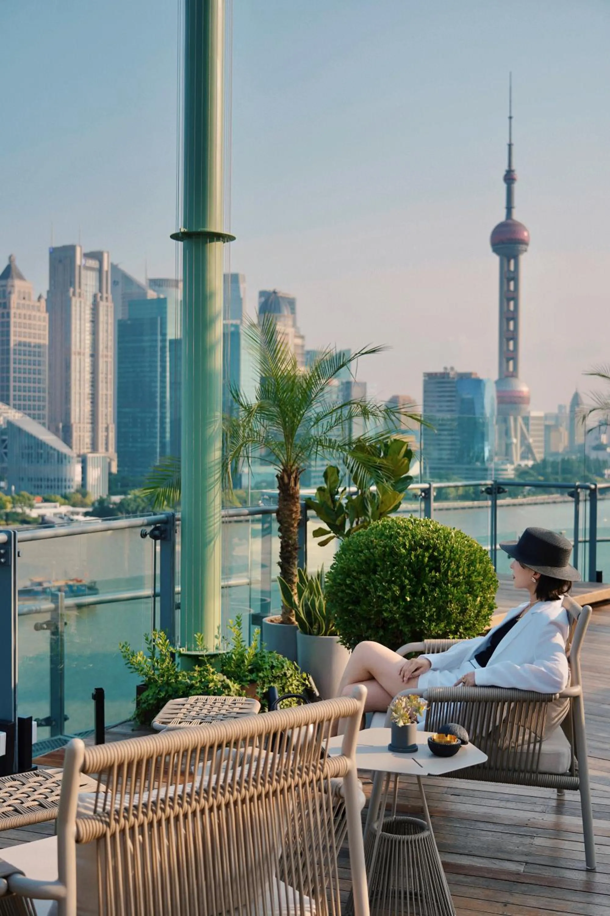 Balcony/Terrace in Banyantree Shanghai On the Bund - Tales rooftop bar boasts a jaw-dropping panoramic vista