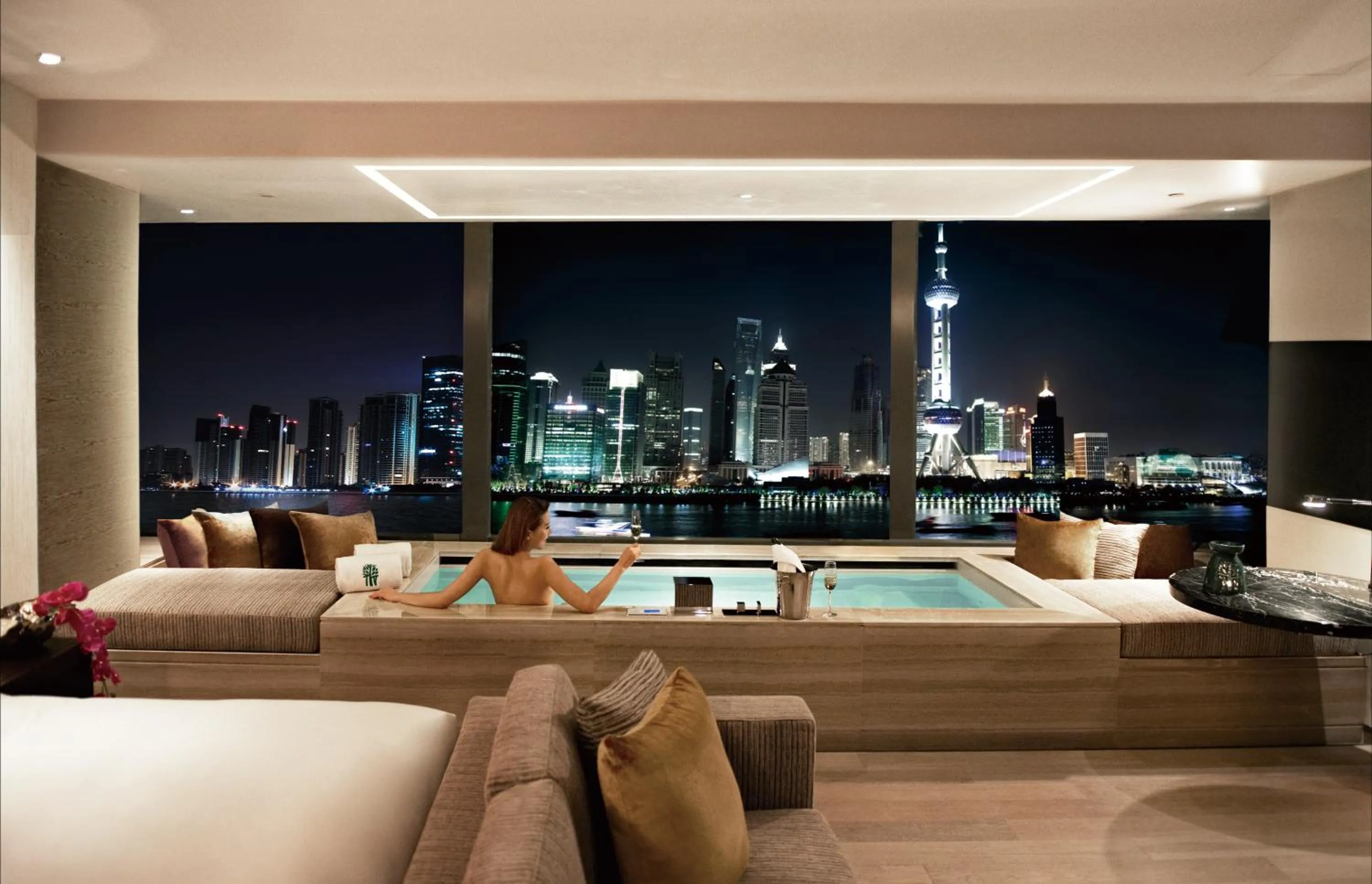 Bathroom in Banyantree Shanghai On the Bund - Tales rooftop bar boasts a jaw-dropping panoramic vista