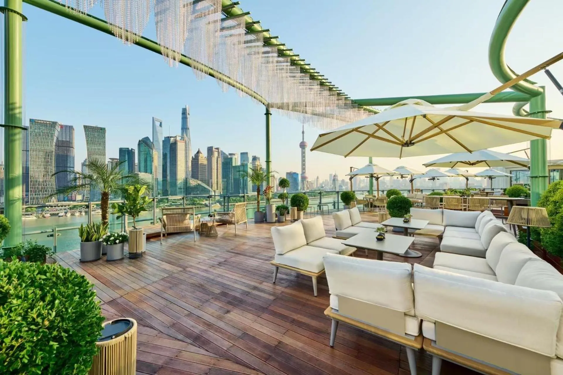 Balcony/Terrace in Banyantree Shanghai On the Bund - Tales rooftop bar boasts a jaw-dropping panoramic vista