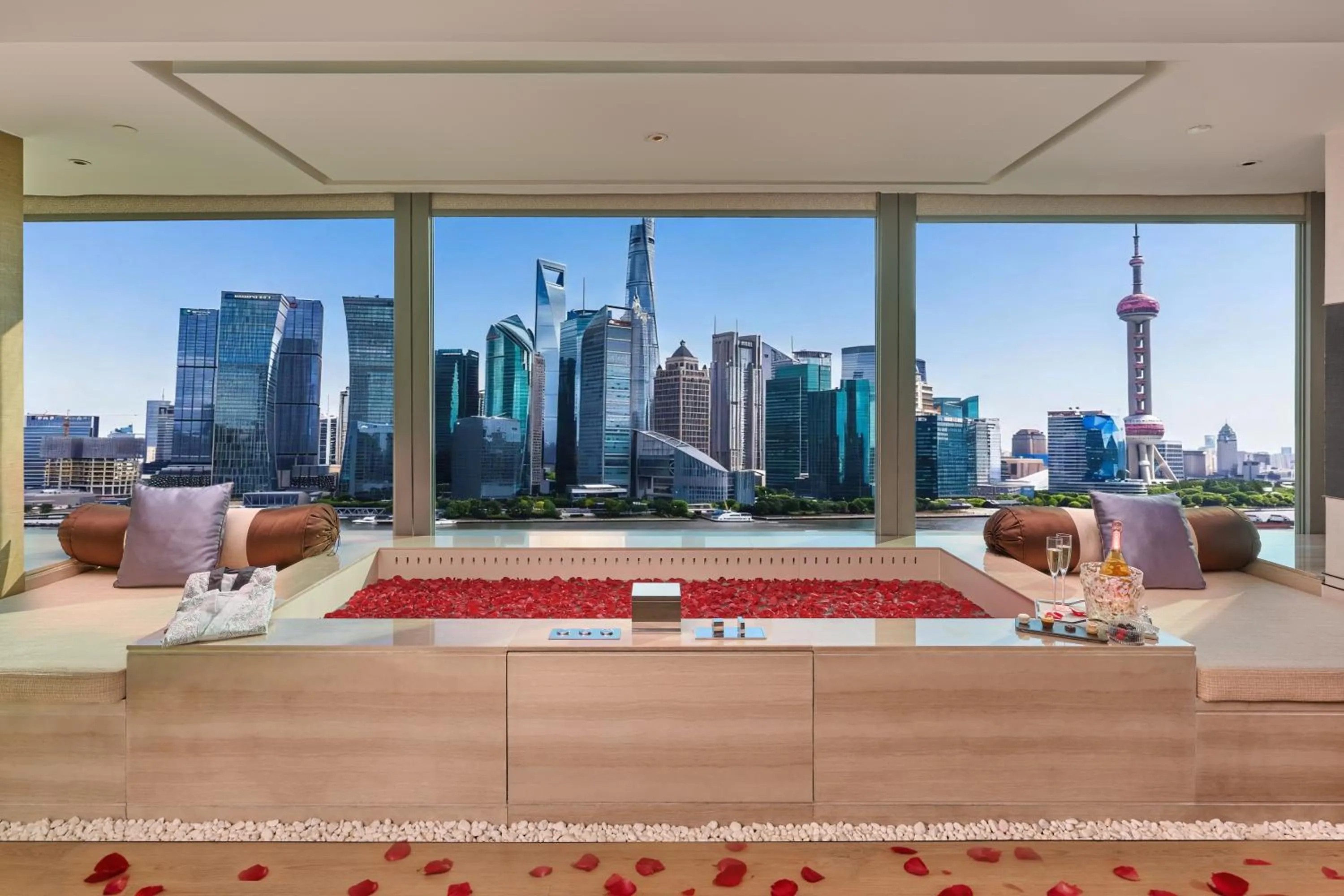 Bath in Banyan Tree Shanghai On the Bund