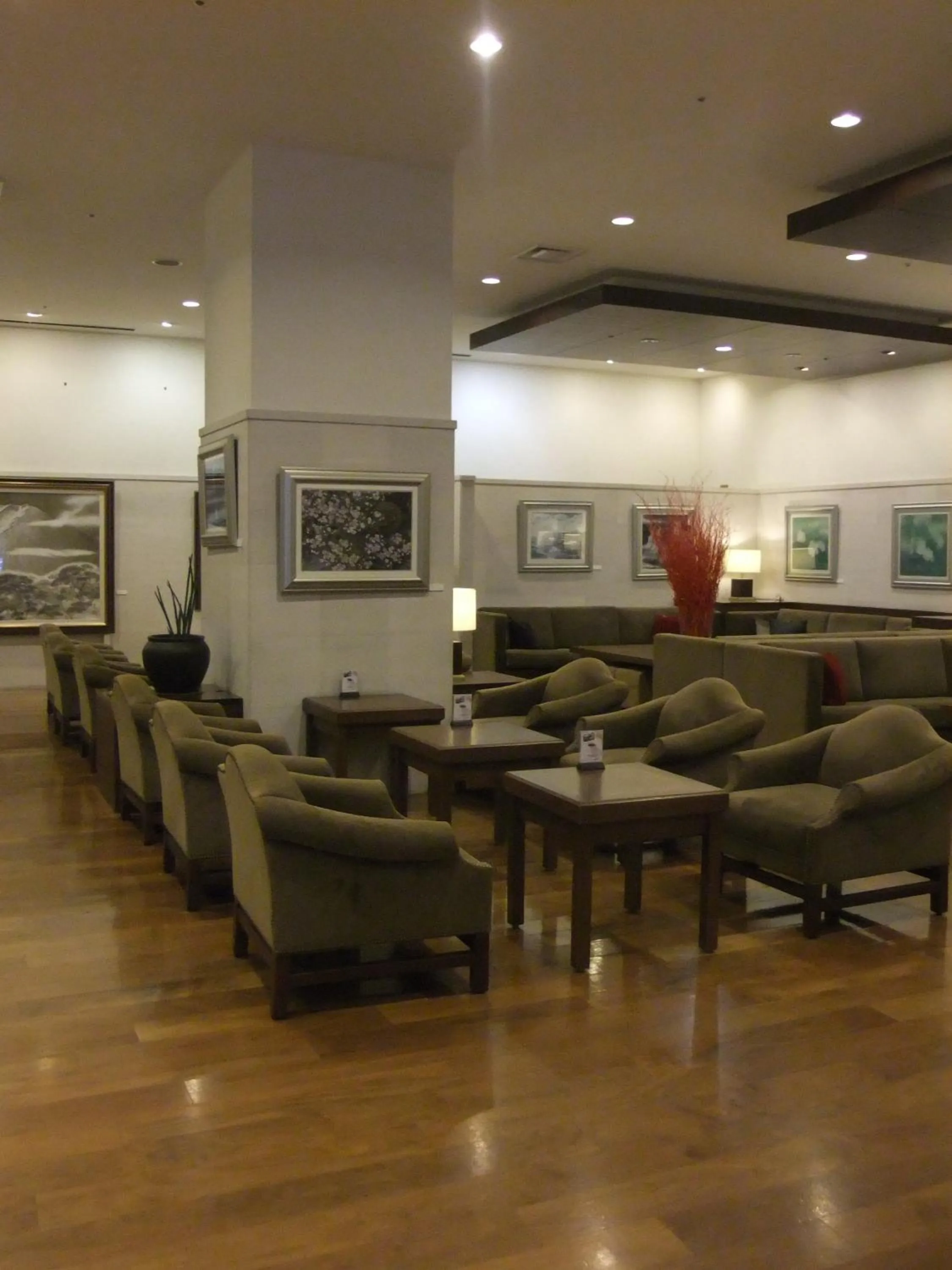 Lounge or bar in Sutton Hotel Hakata City