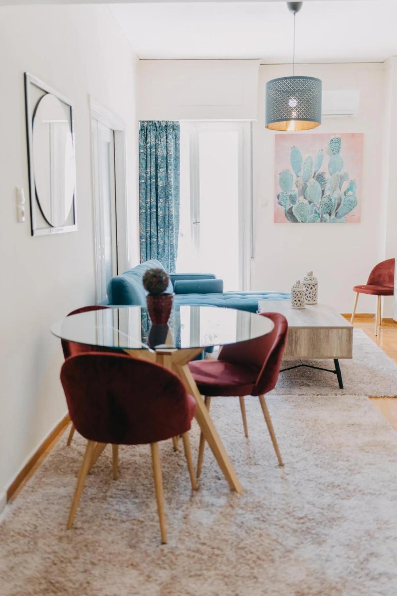 Living room in BEST HOUSE, KAPODISTRIOU, PSILA ALONIA