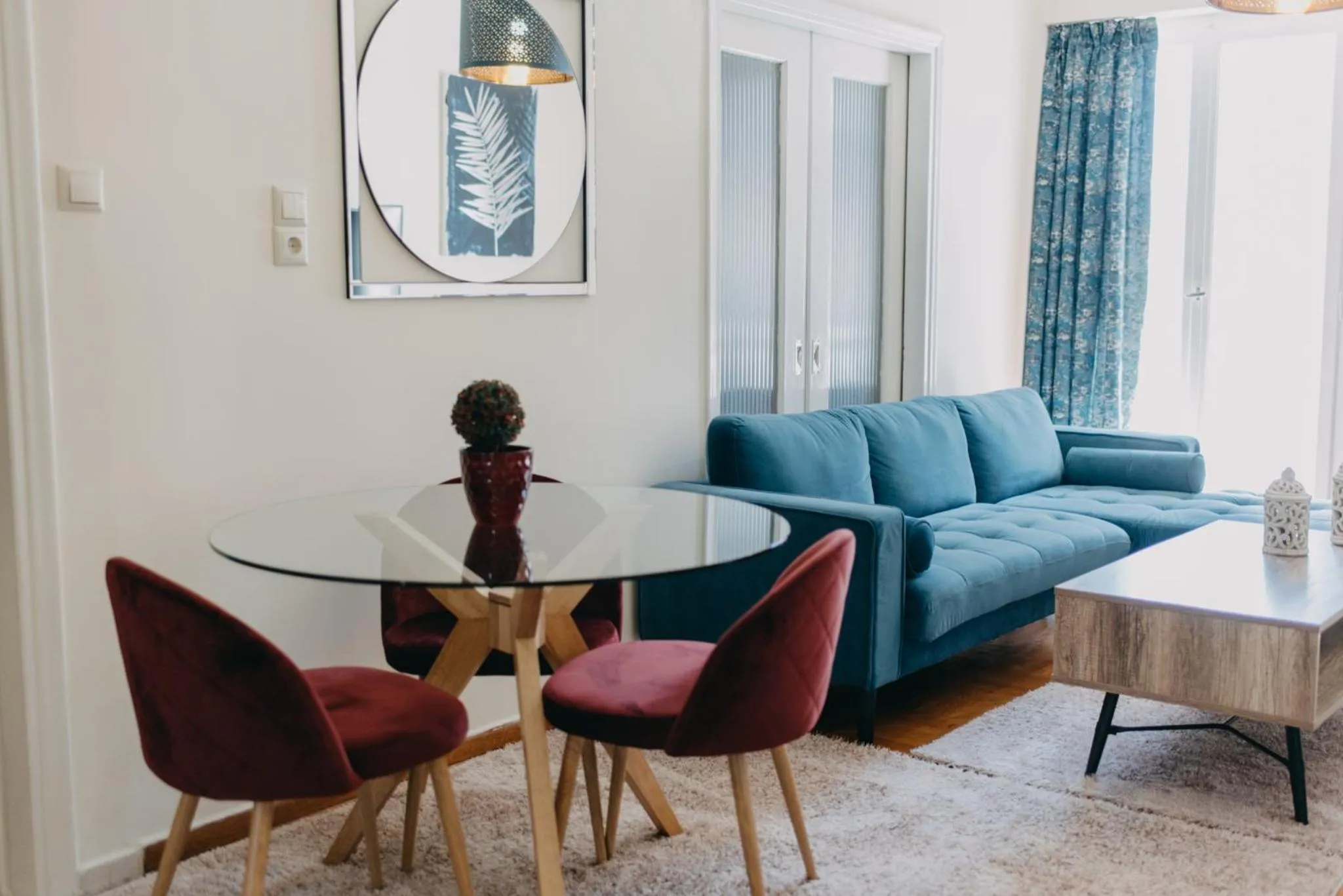 Living room in BEST HOUSE, KAPODISTRIOU, PSILA ALONIA