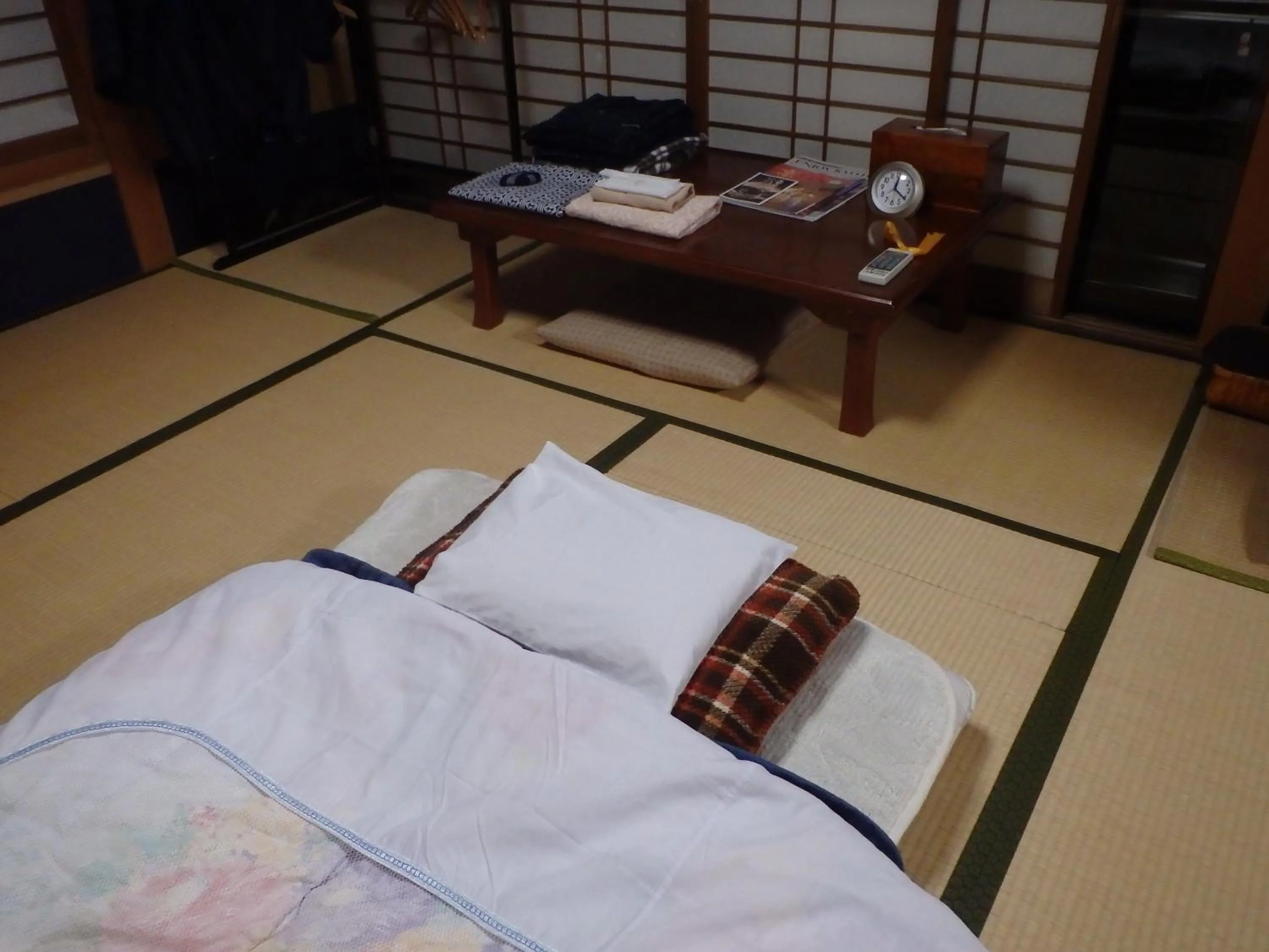 Photo of the whole room, Bed in Kamuroan