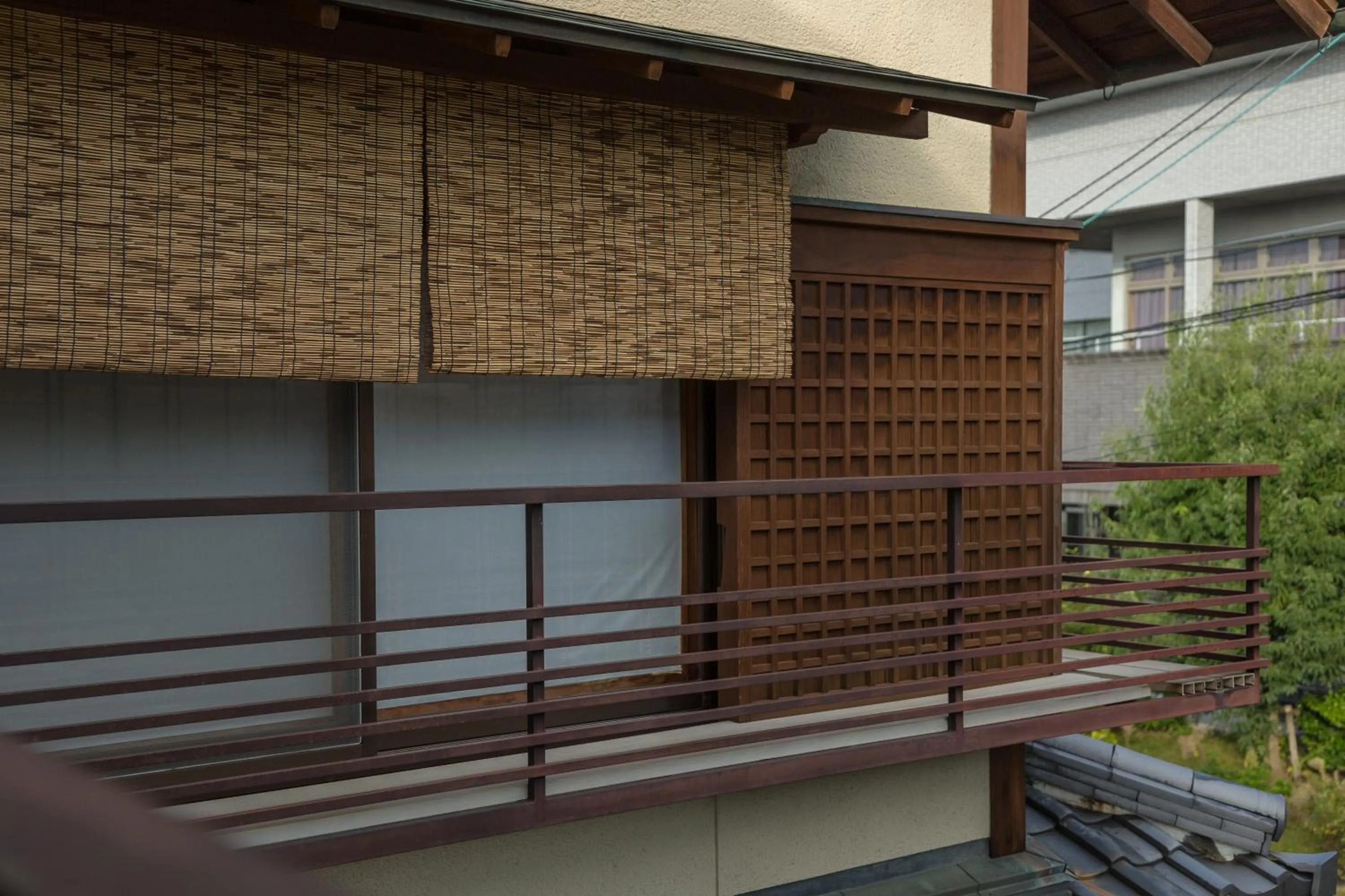 Property building in Kamuroan