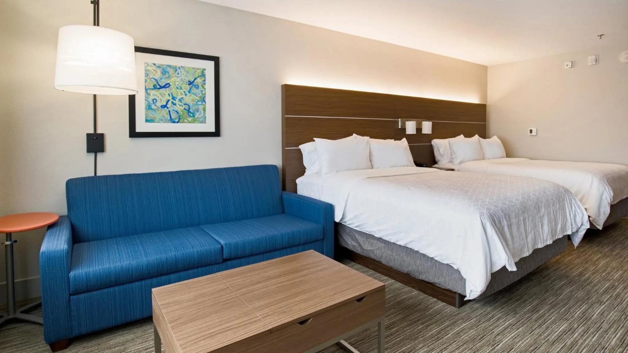 Photo of the whole room, Bed in Holiday Inn Express & Suites Racine by IHG
