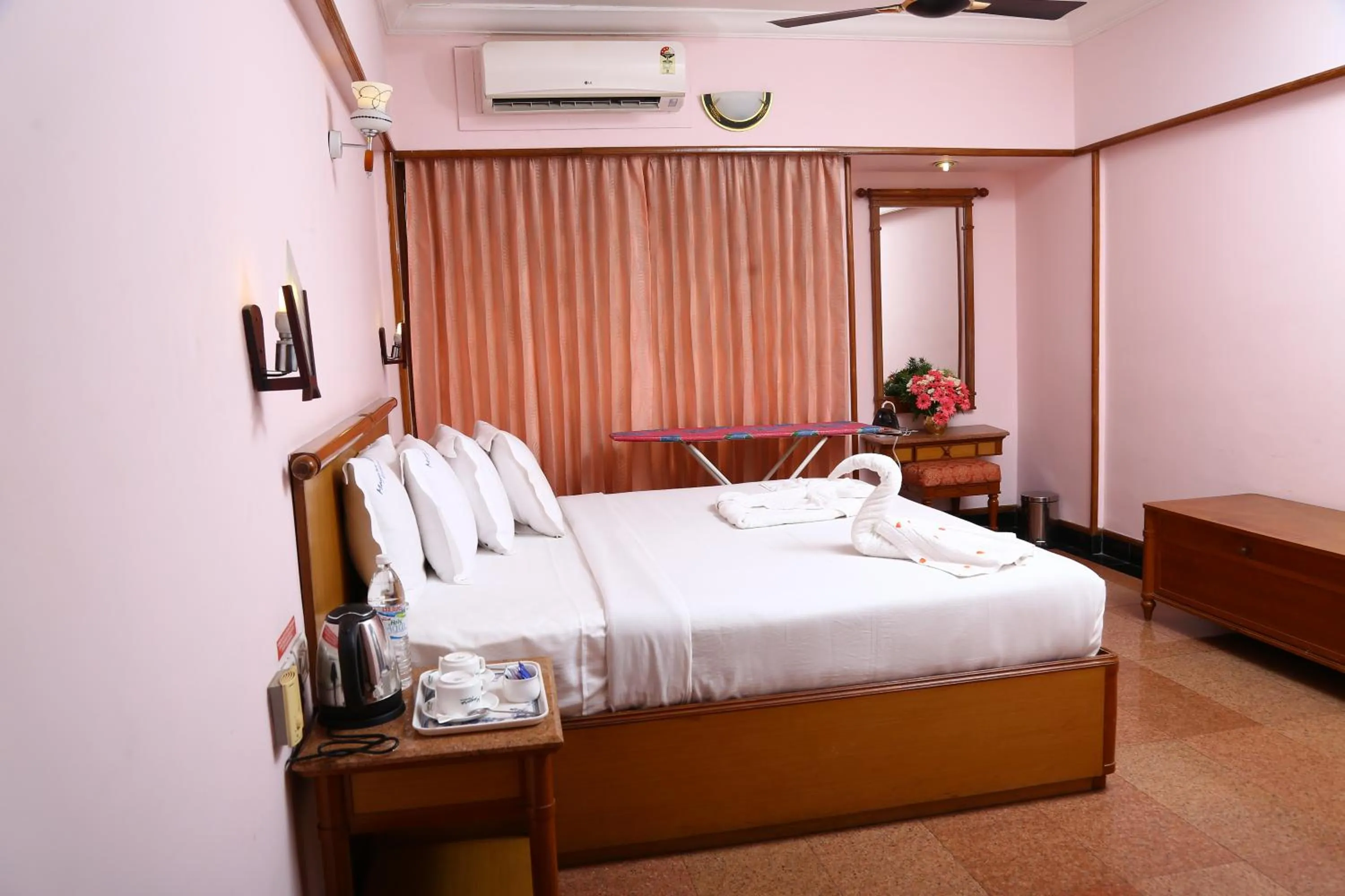 Bedroom, Bed in Mayura Residency