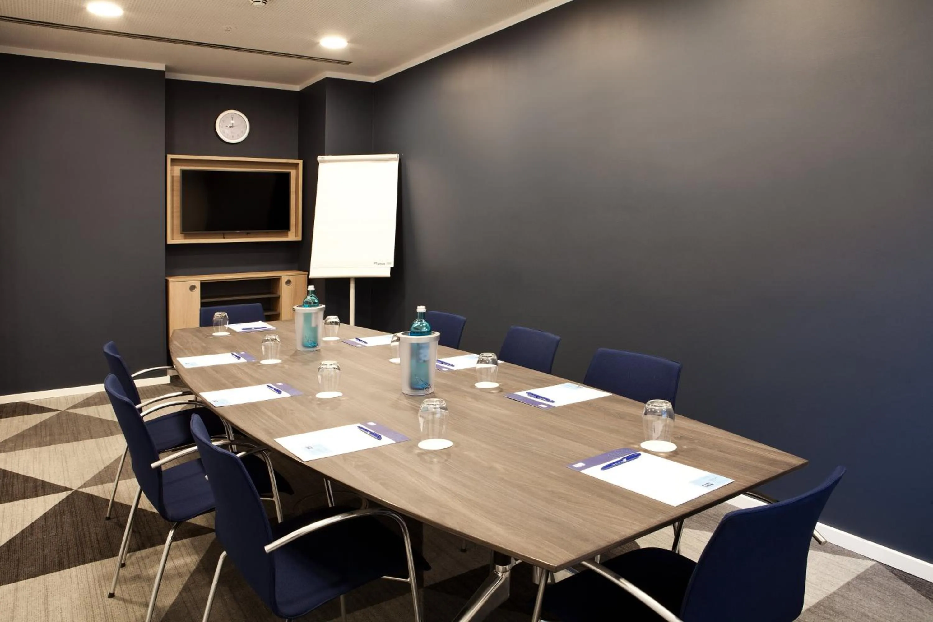 Meeting/conference room in Holiday Inn Express - Mülheim - Ruhr by IHG