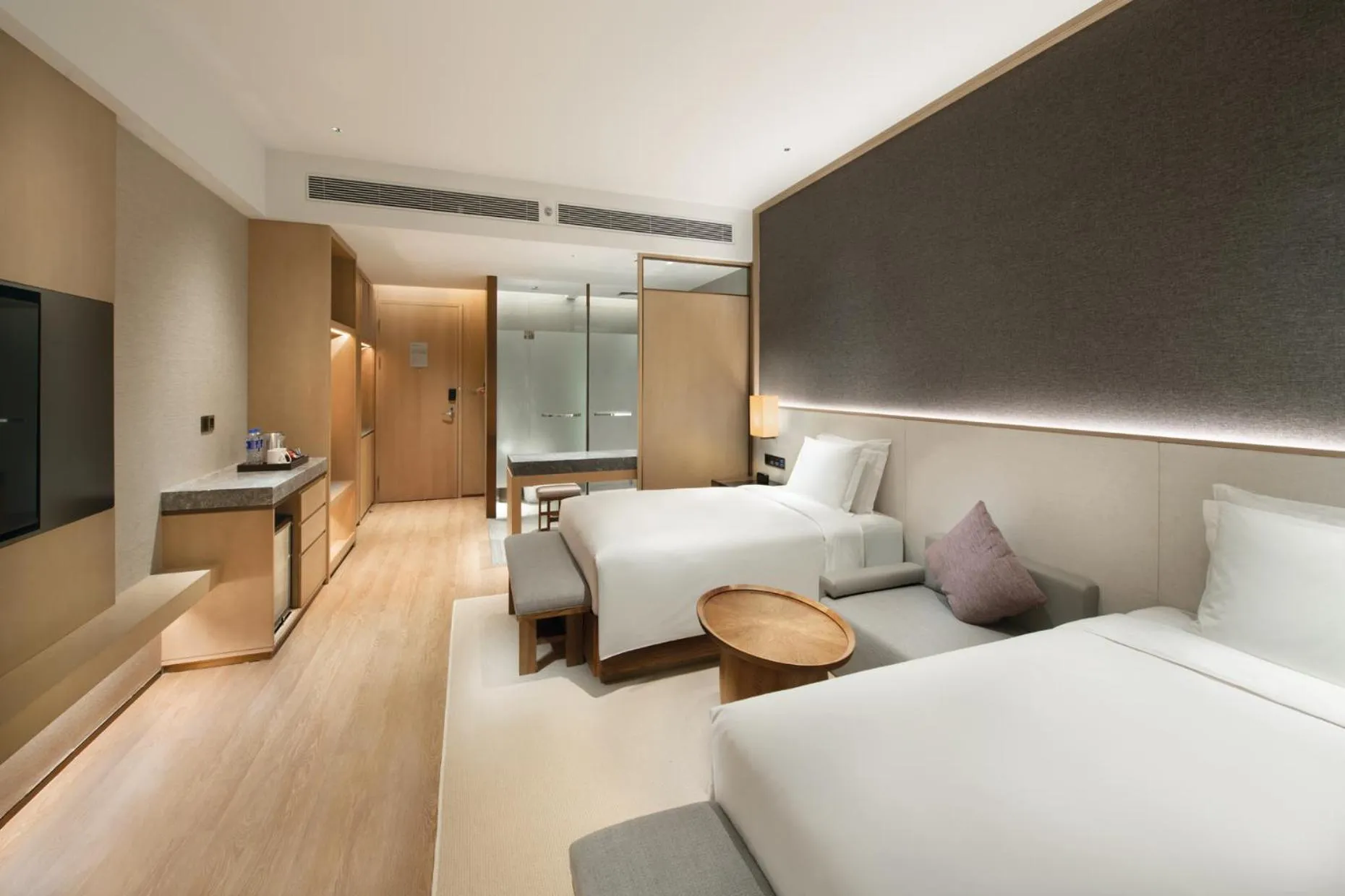 Photo of the whole room, Bed in Crowne Plaza Zunhua Hot Spring Town by IHG