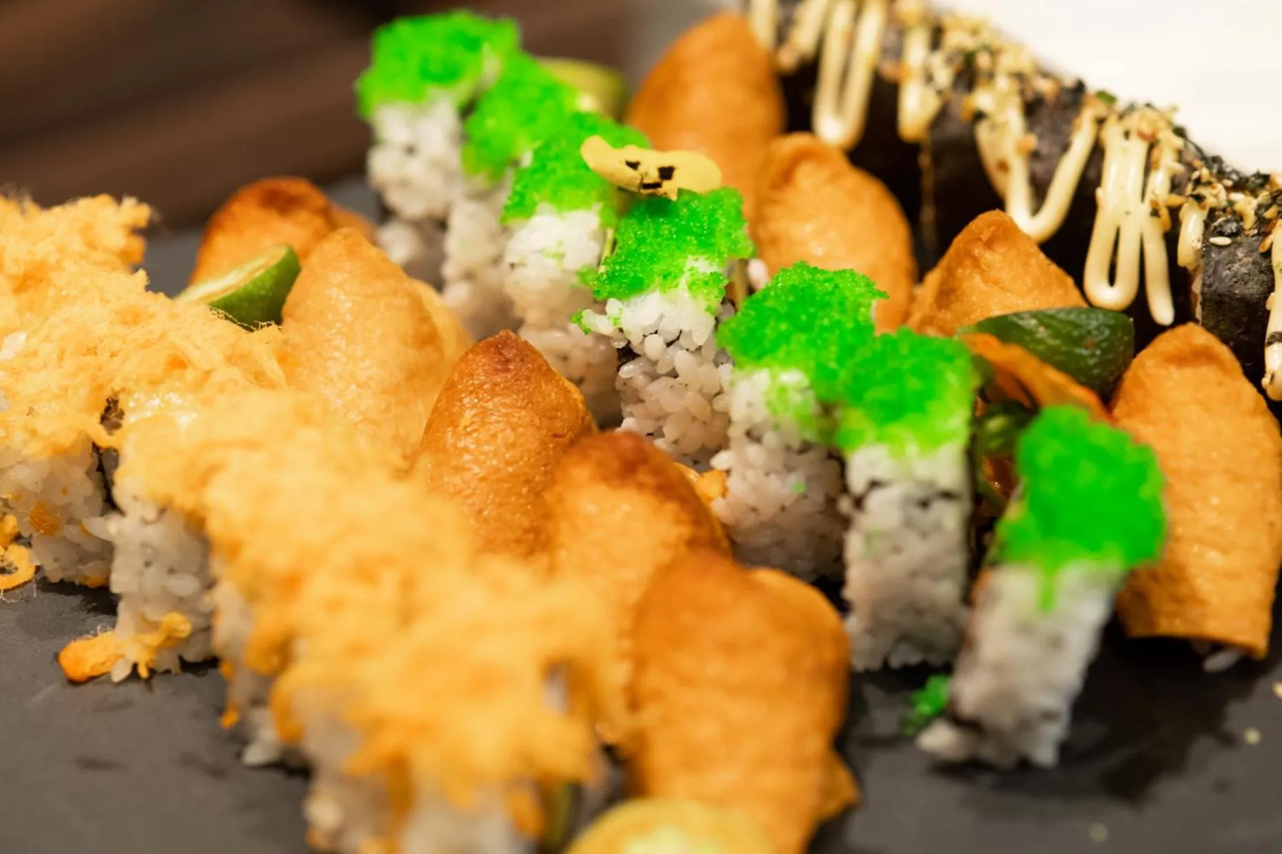 Restaurant/places to eat in Crowne Plaza Zunhua Hot Spring Town by IHG