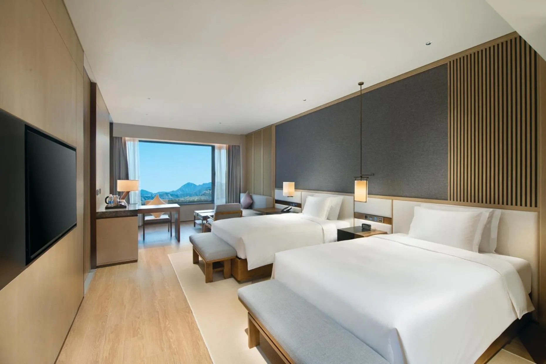 Photo of the whole room, Bed in Crowne Plaza Zunhua Hot Spring Town by IHG