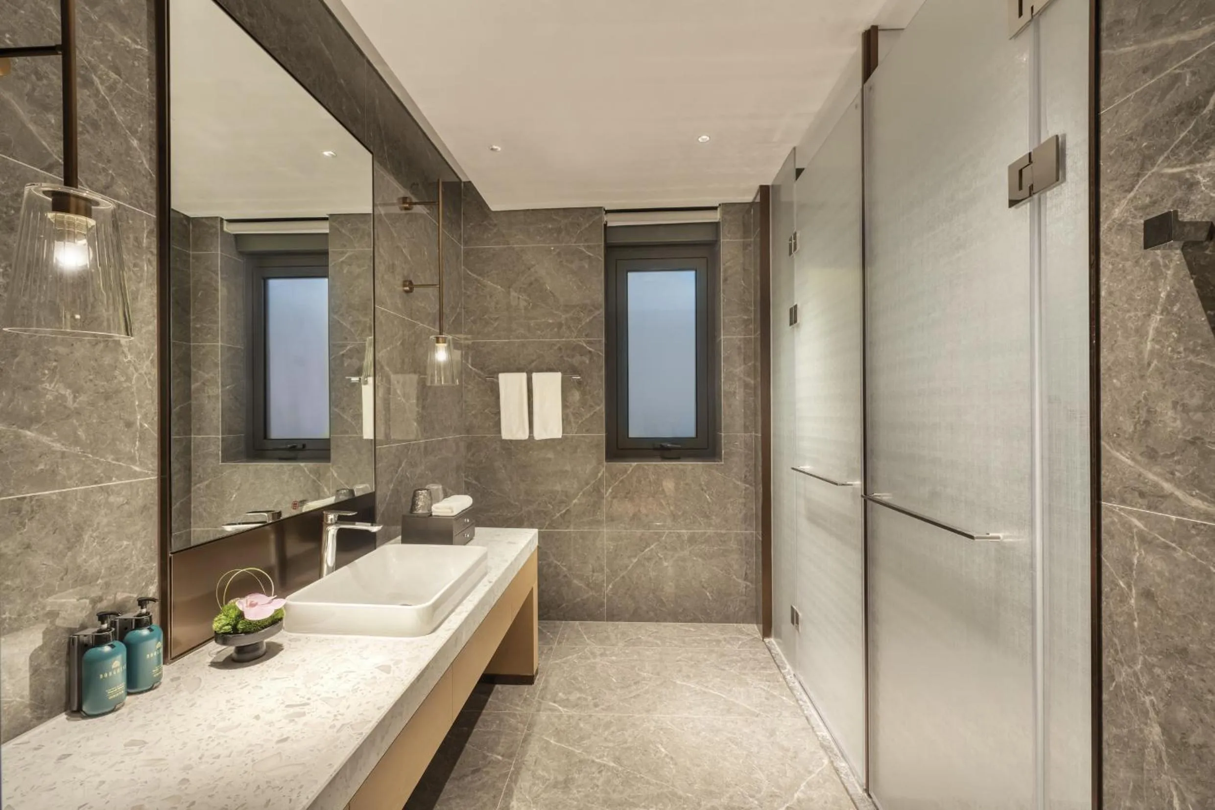 Toilet in Crowne Plaza Zunhua Hot Spring Town by IHG