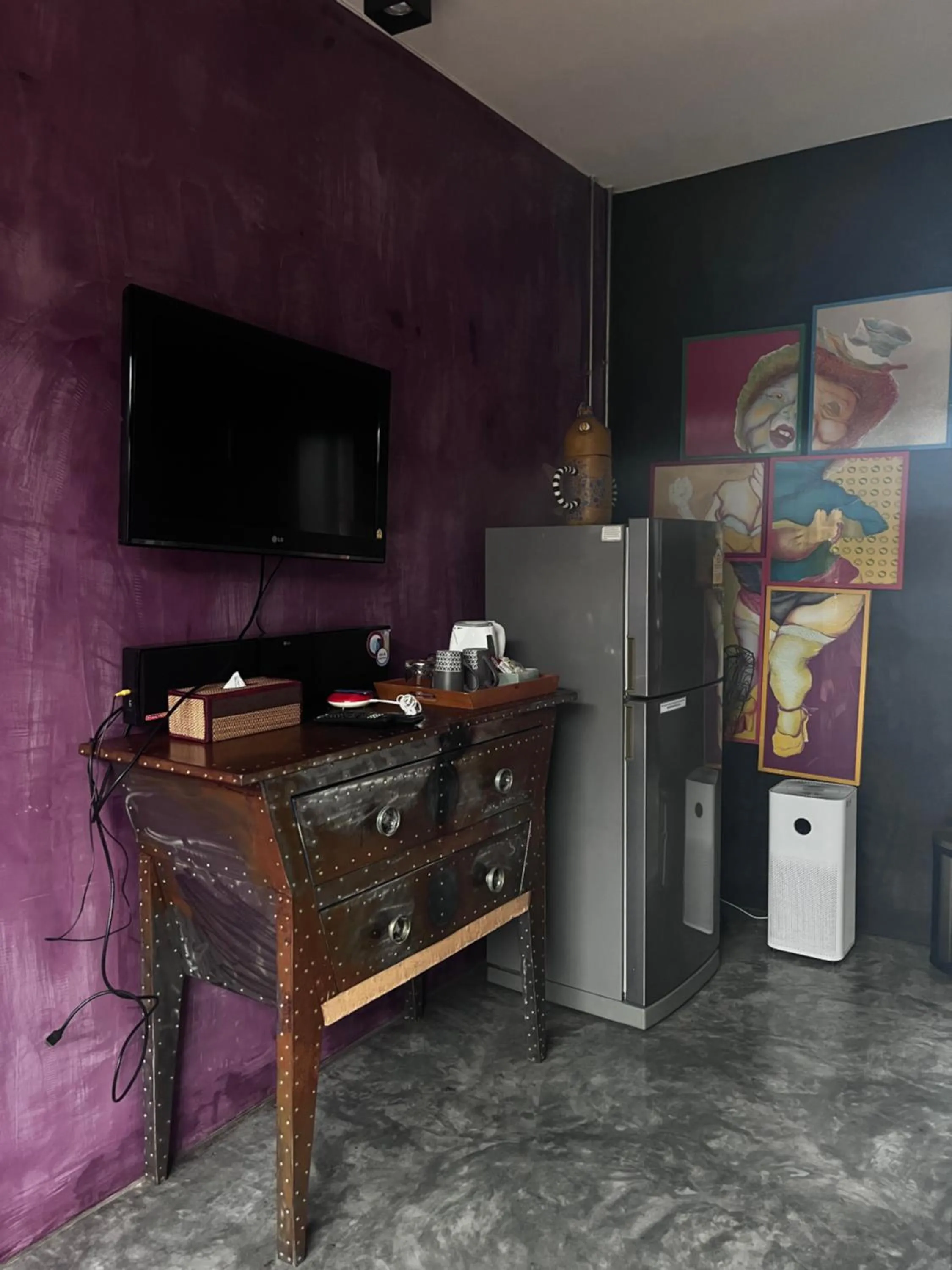 TV and multimedia in Villa Thapae