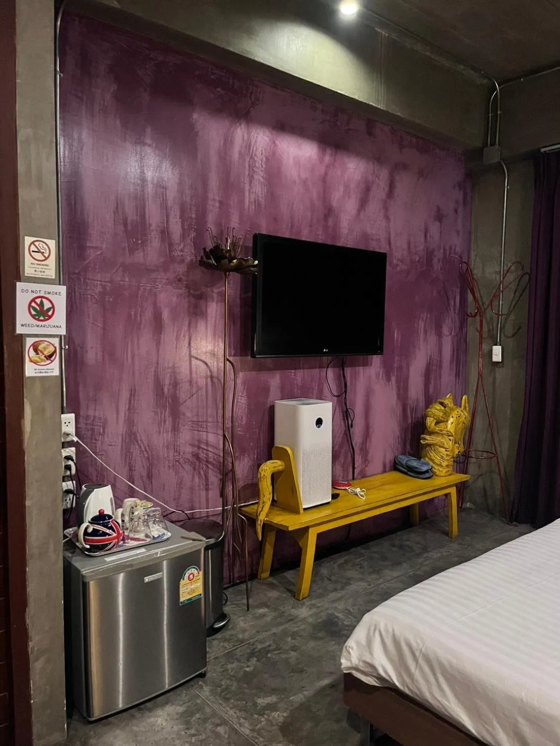 TV and multimedia, Bed in Villa Thapae