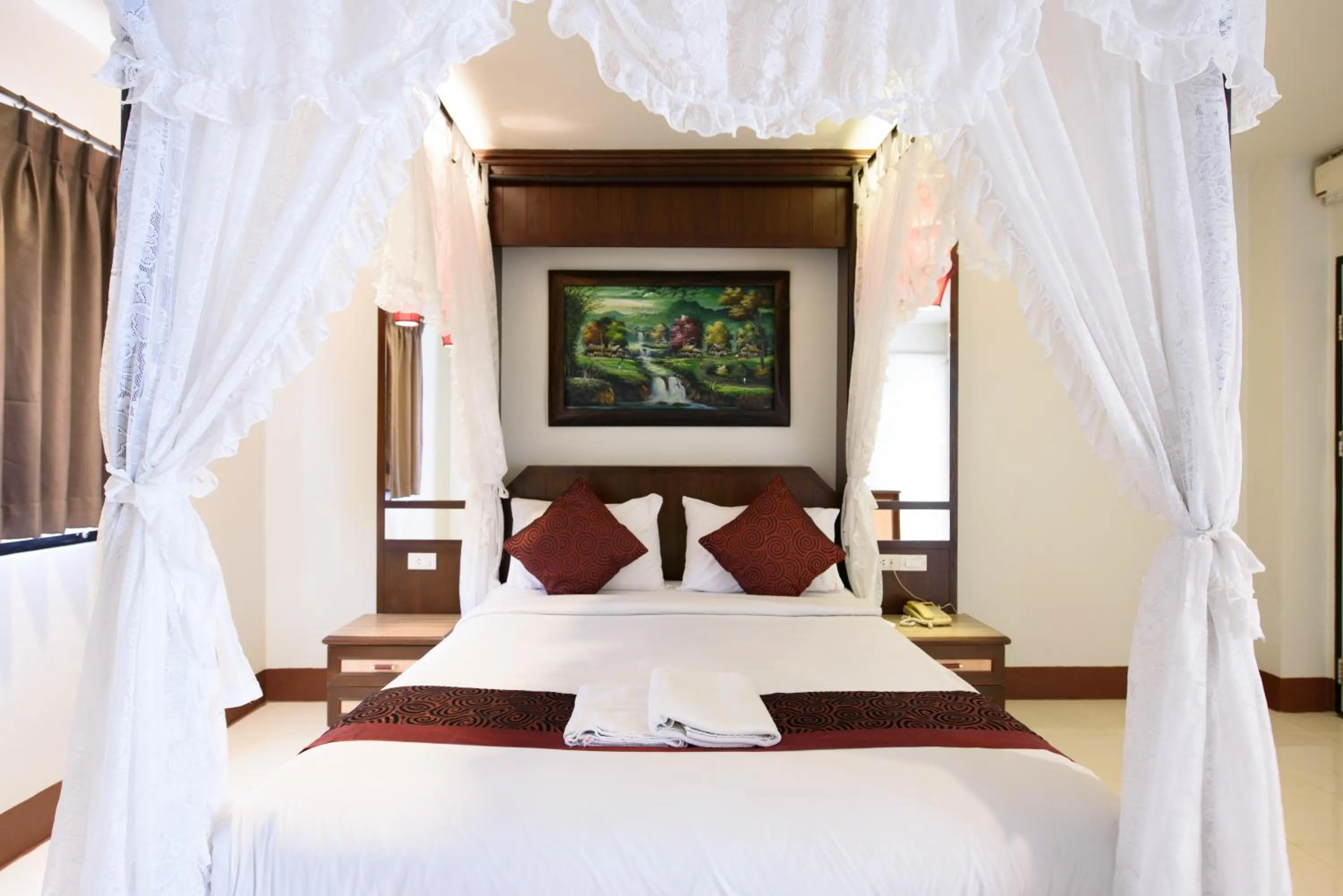 Bed in Chanaplace Lanna