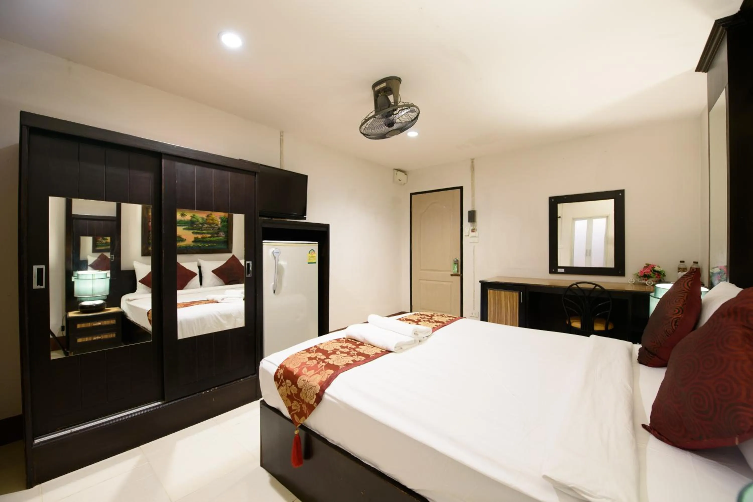 Bed in Chanaplace Lanna