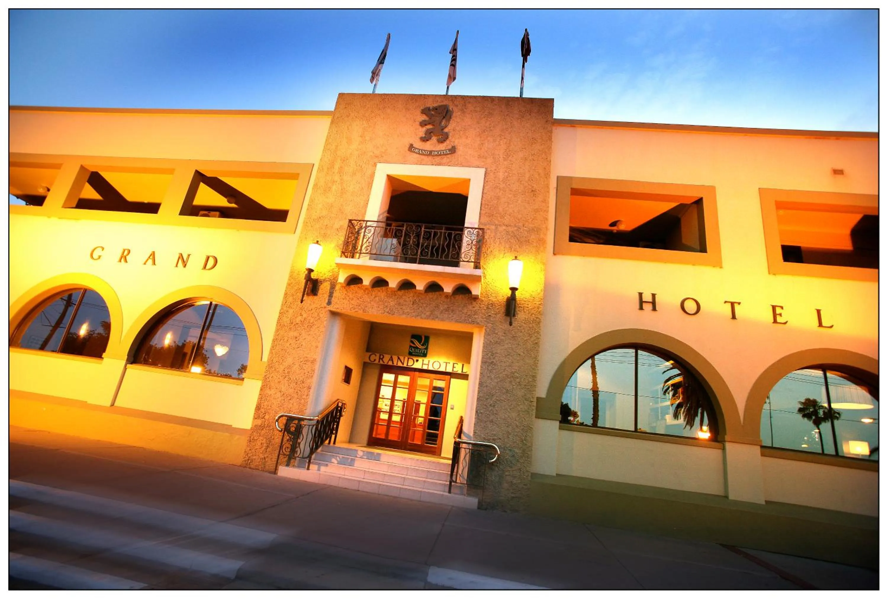 Facade/entrance in Quality Hotel Mildura Grand