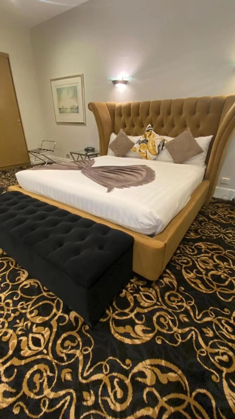 Bed in Quality Hotel Mildura Grand