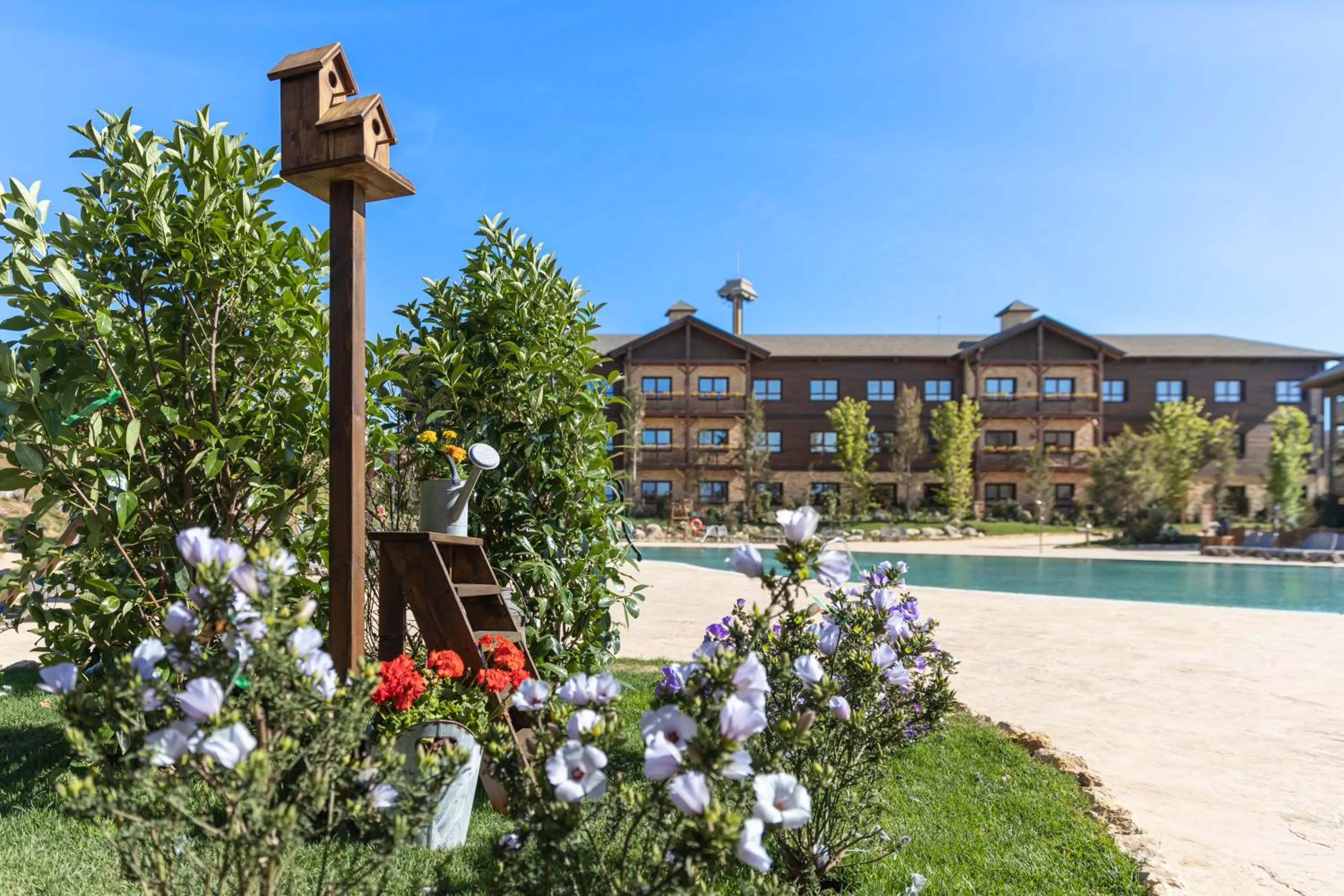 Garden in PortAventura Hotel Colorado Creek - Includes unlimited access to PortAventura Park & 1 access to Ferrari Land