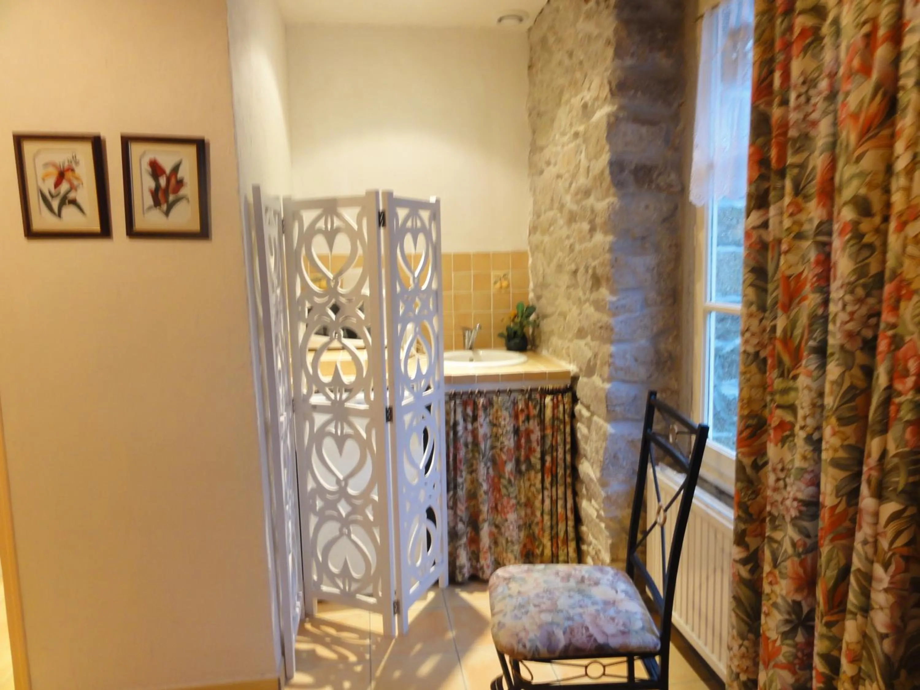 Kitchen or kitchenette in Chambres d'hôtes Air Marin