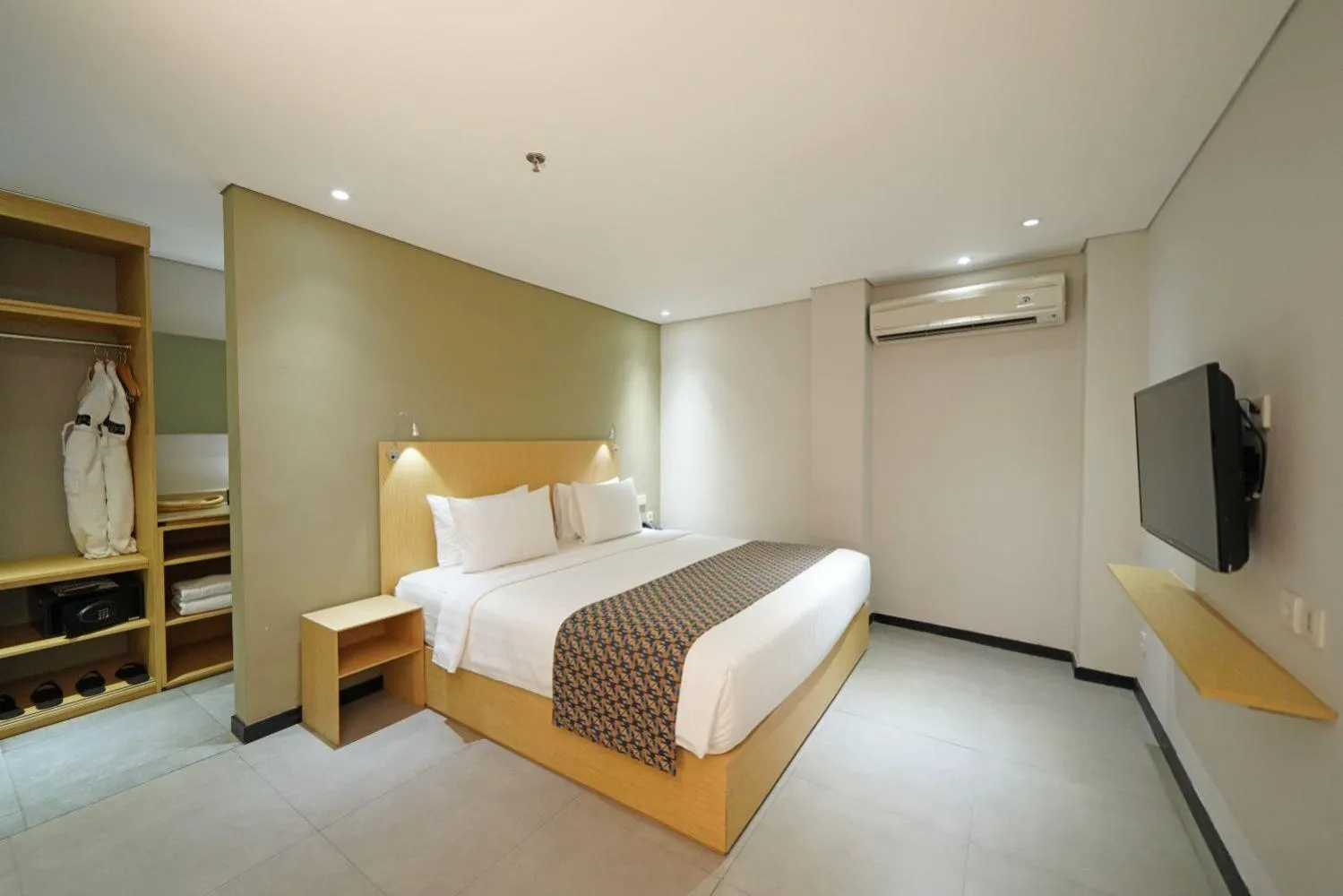 Bed in Episode Kuta Bali