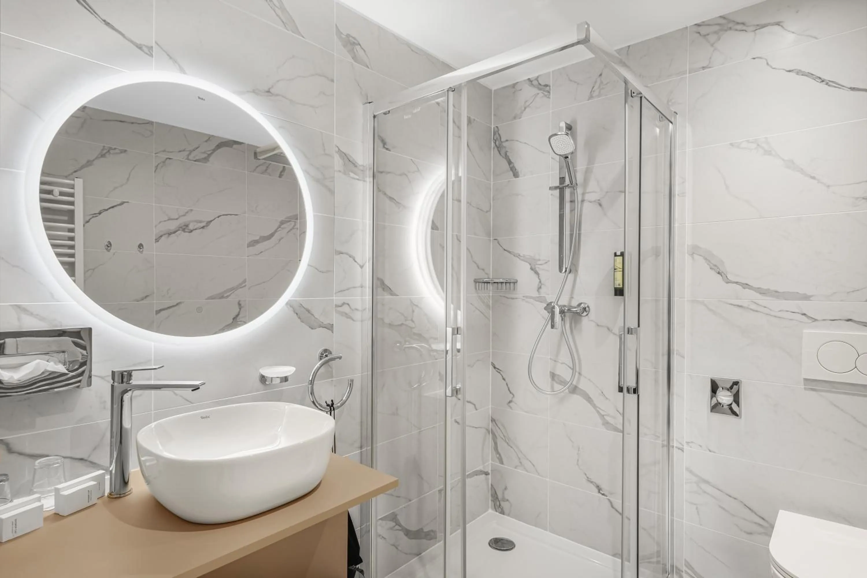 Bathroom in Kenese Bay Garden Resort & Conference