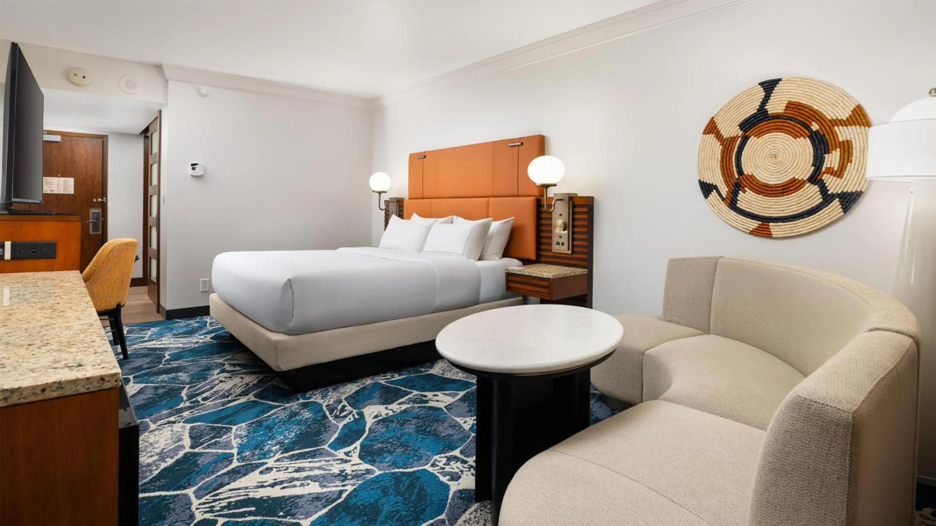 Living room, Bed in Hilton Palacio del Rio