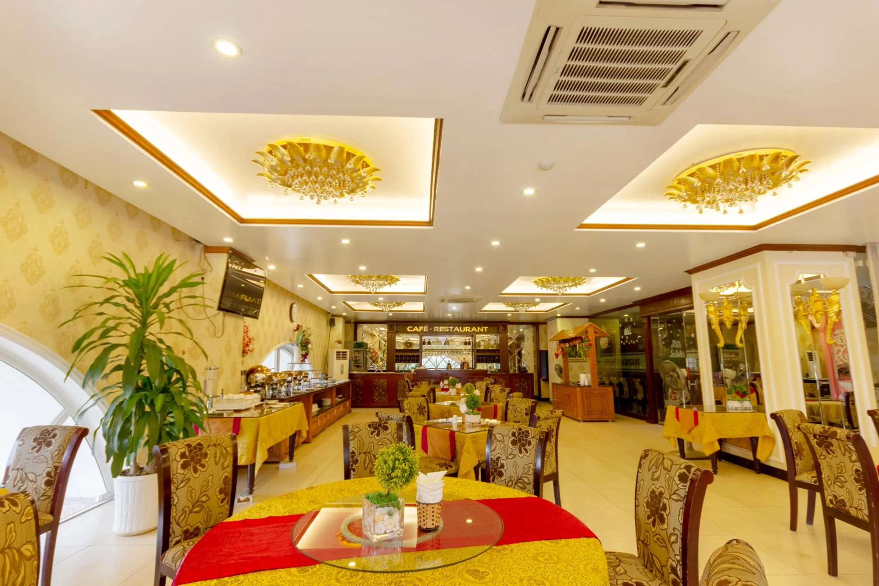 Restaurant/places to eat in Phuong Anh Hotel 1 Hai Duong
