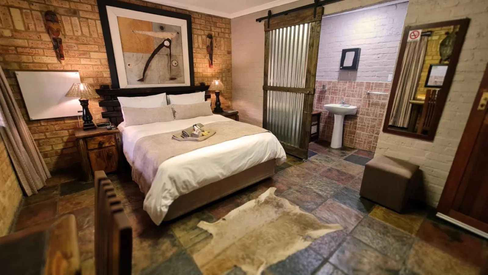 Bedroom, Bed in Klein Bosveld Guest House