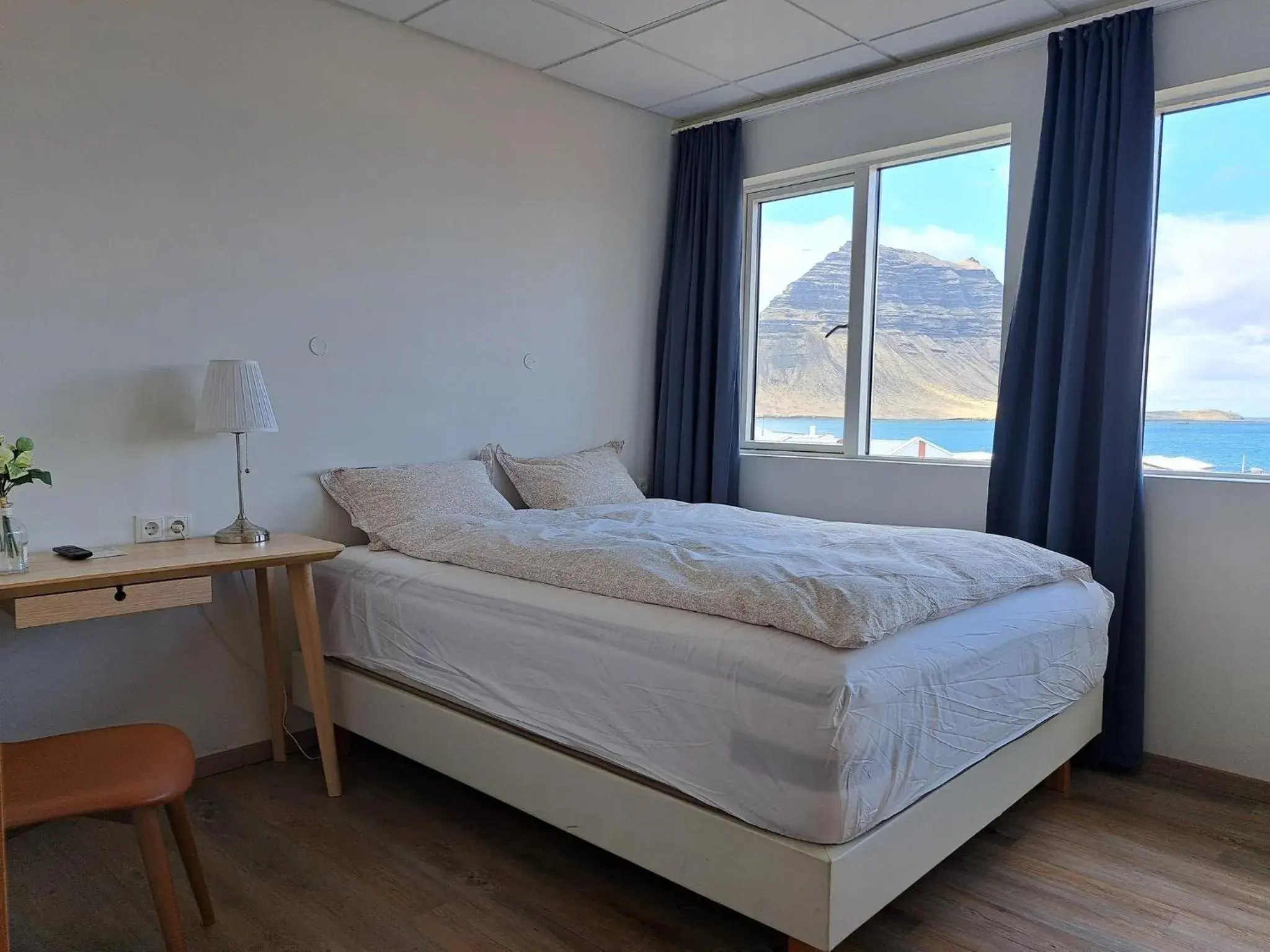 Double Room with Private Bathroom in The Old Post Office Guesthouse Double Room with Private Bathroom in The Old Post Office Guesthouse