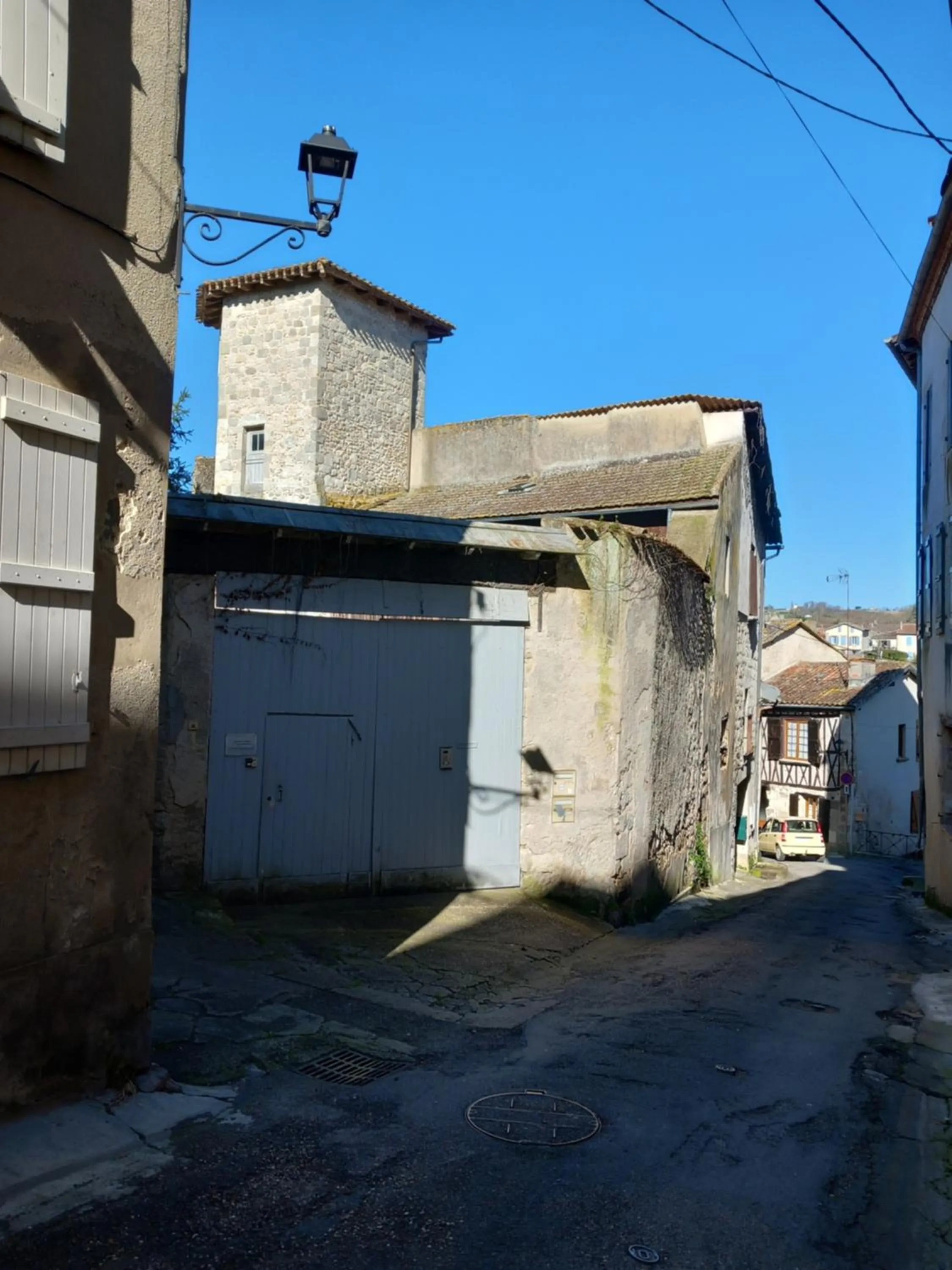 City view in Chambre d'Hôtes La Tour de Brazalem