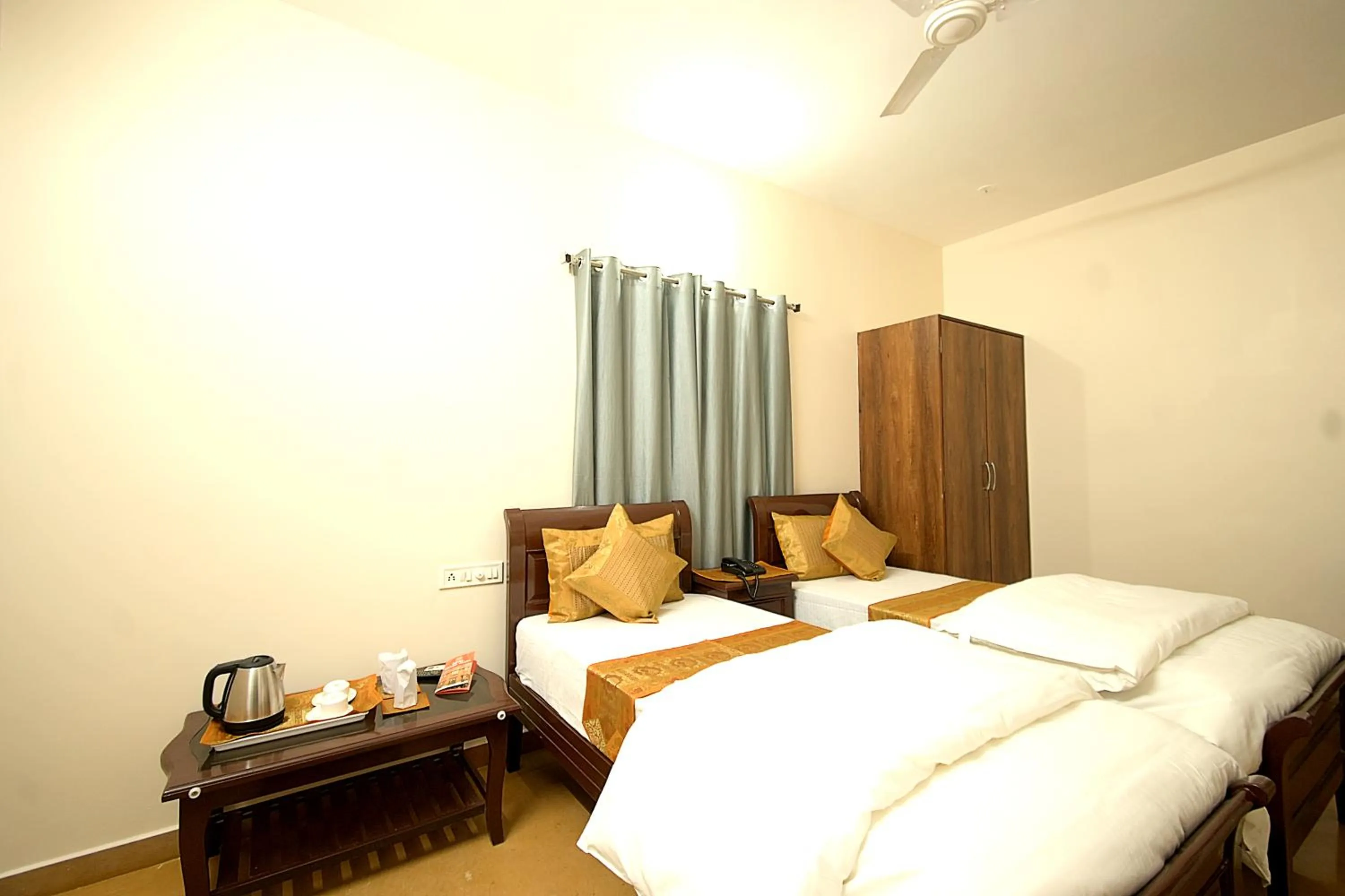 Bed in Hotel Sanjay Villas